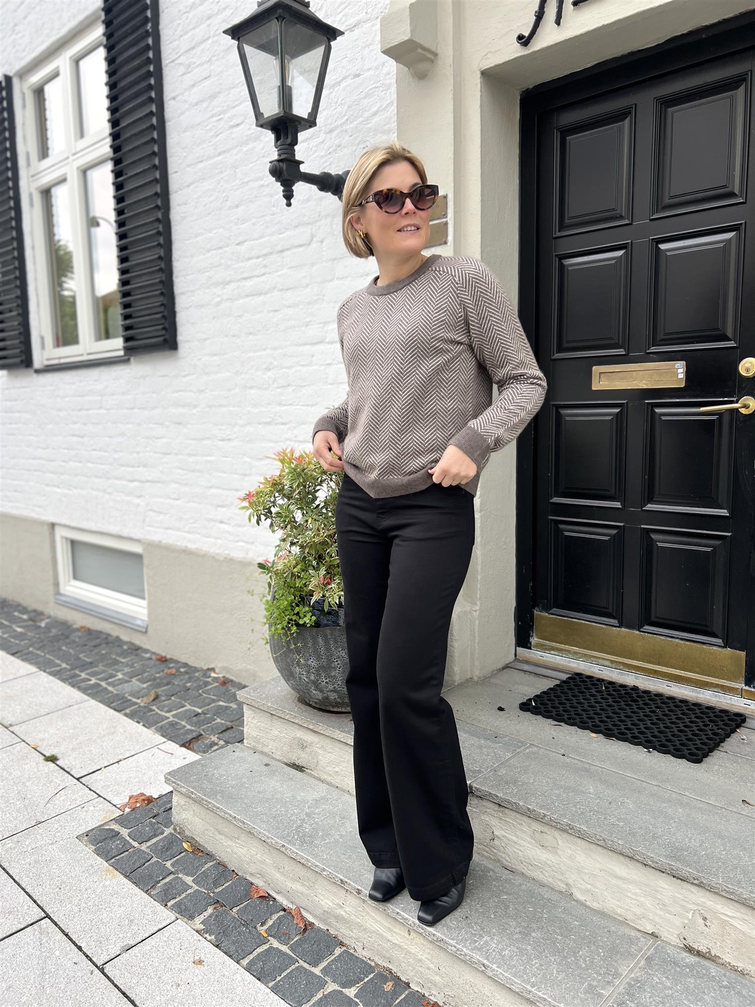 MMDara Deluxe Jeans Black