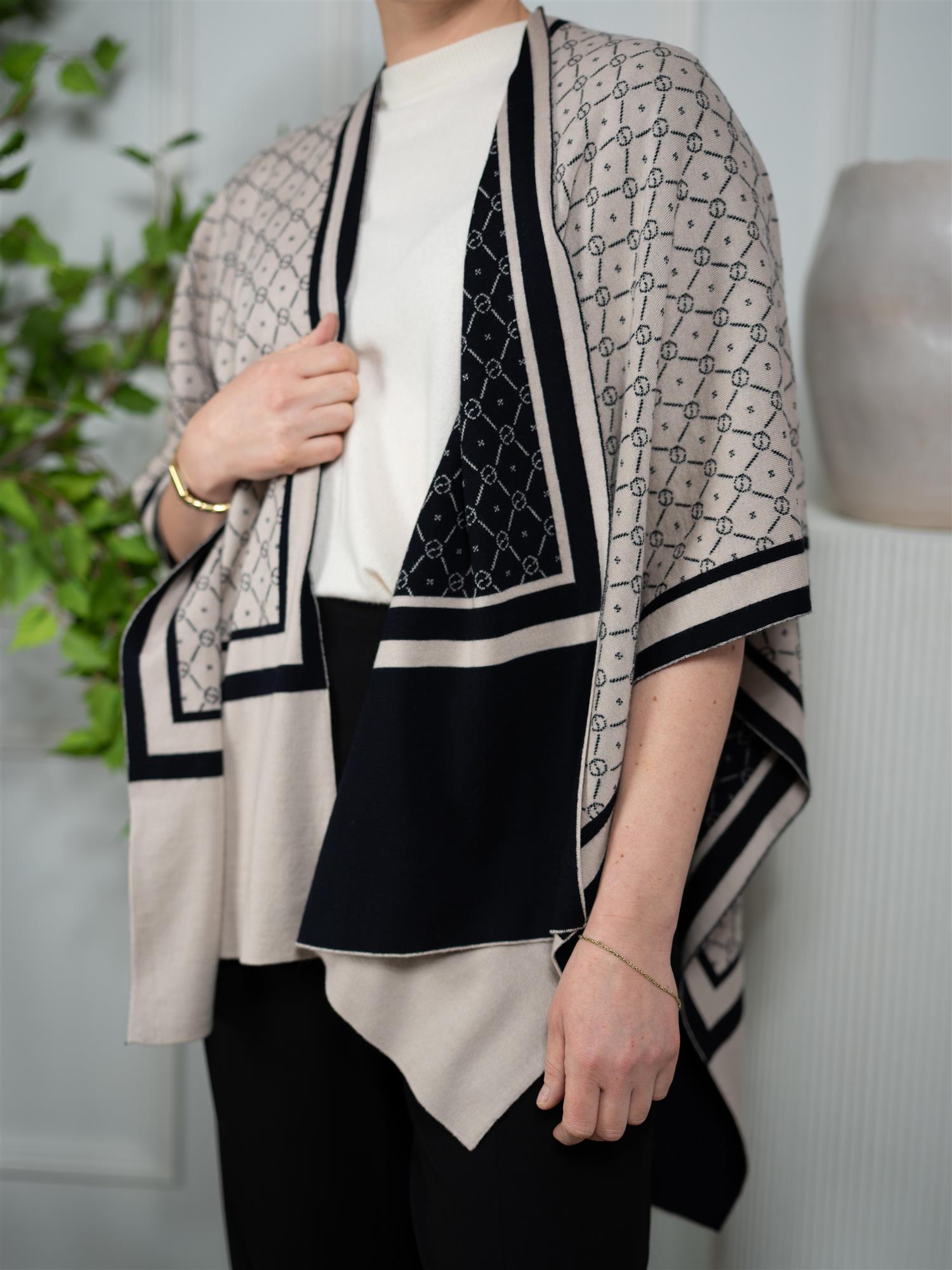 Busnel Garnette Poncho Mini Fudge/Marine
