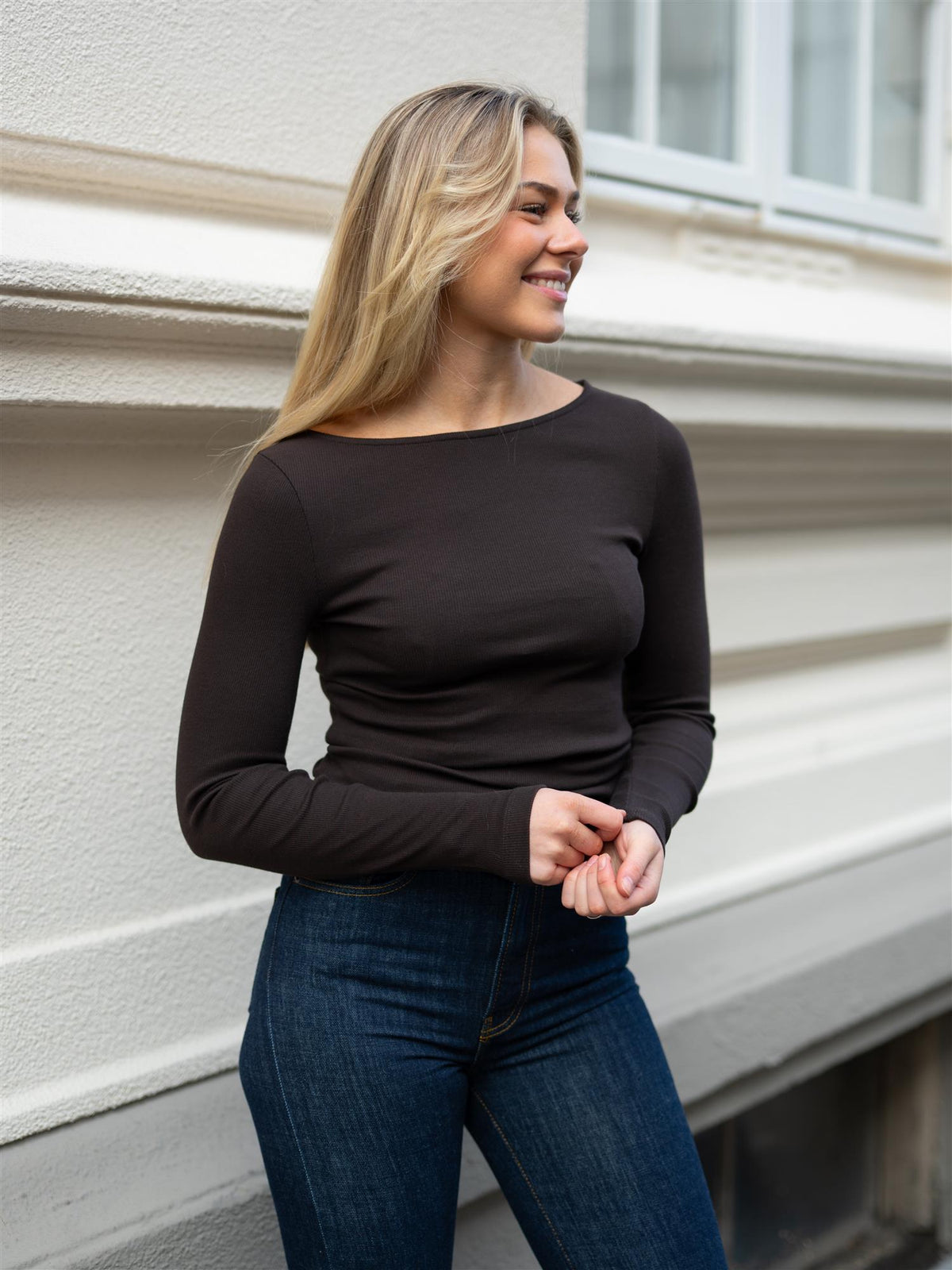 Petronella Rib Boatneck Dark Brown