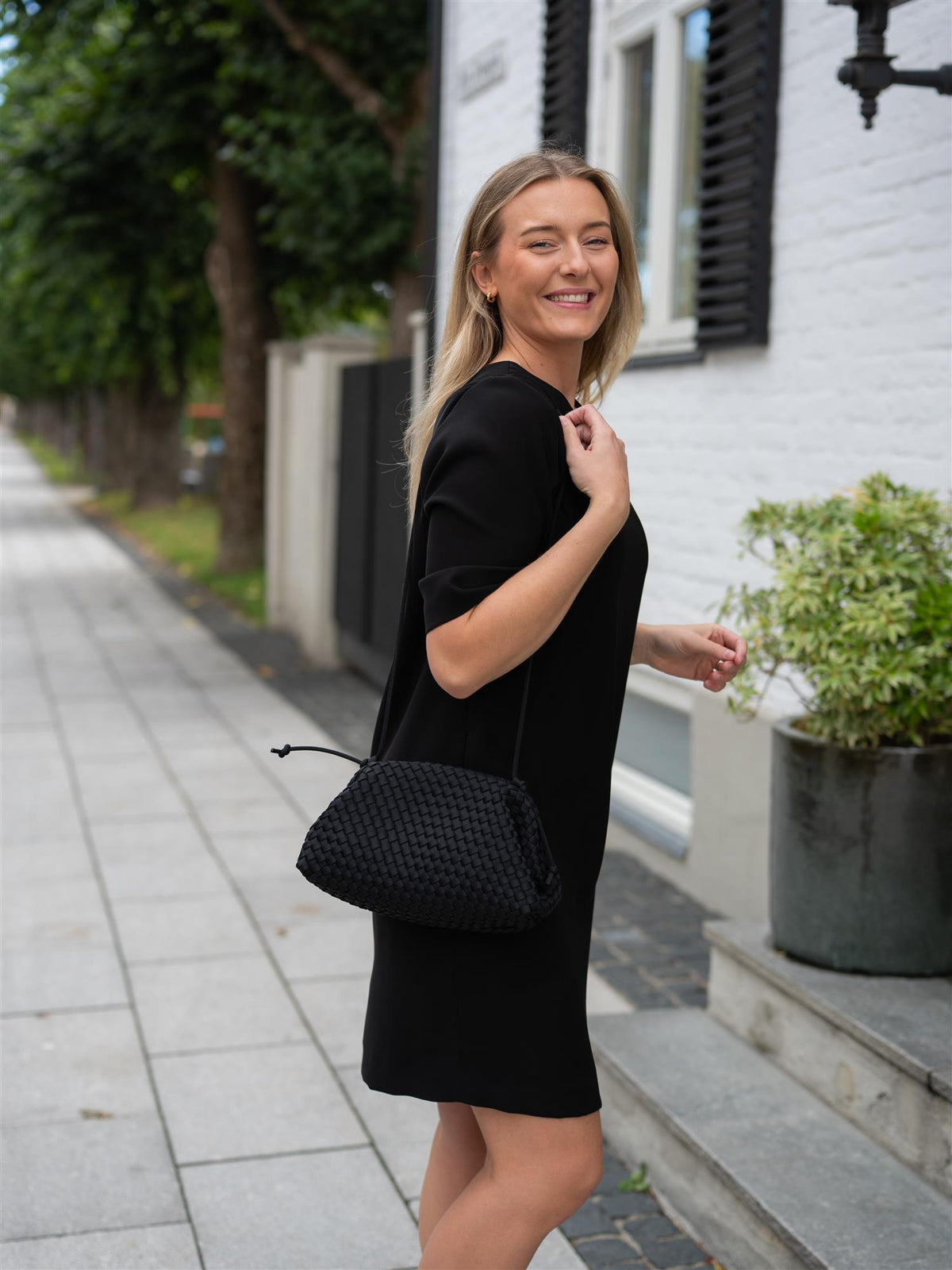 Biela Dress