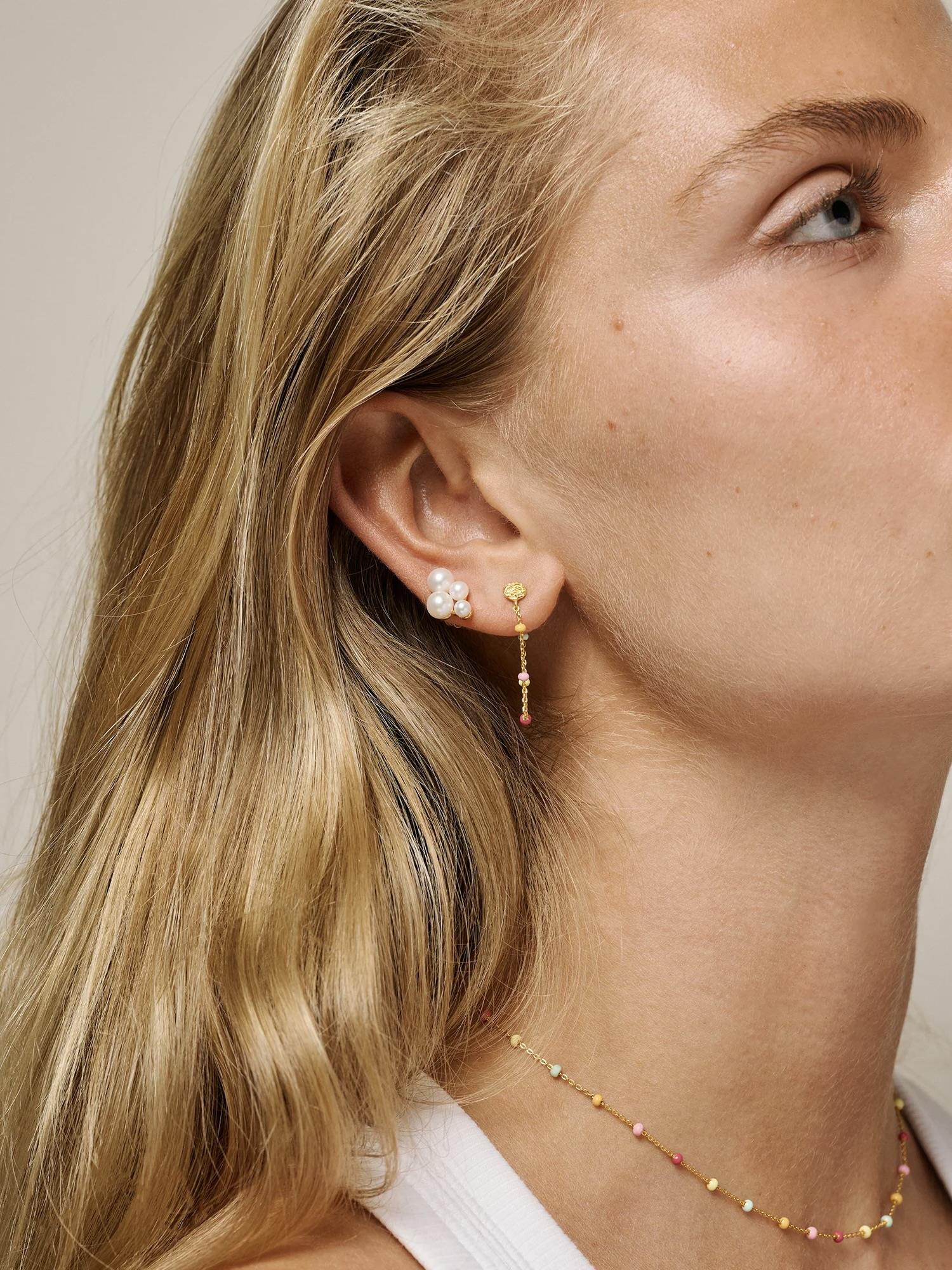 Enamel Studs Mae
