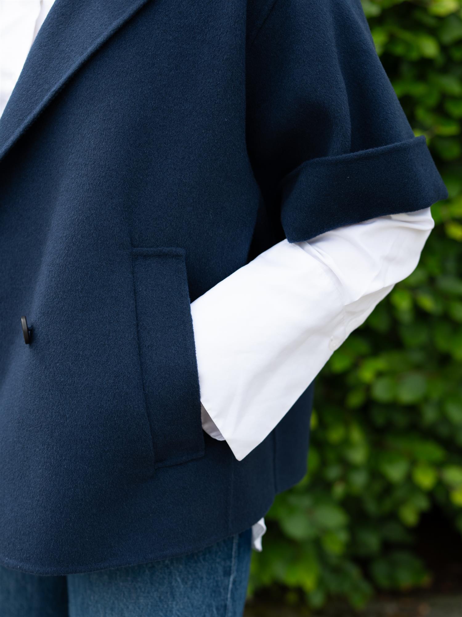 Max Mara Neo