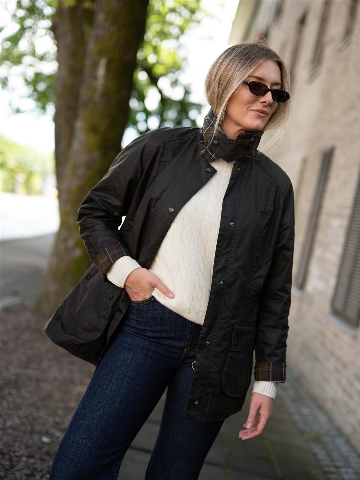 Classic Beadnell Wax Jacket Olive