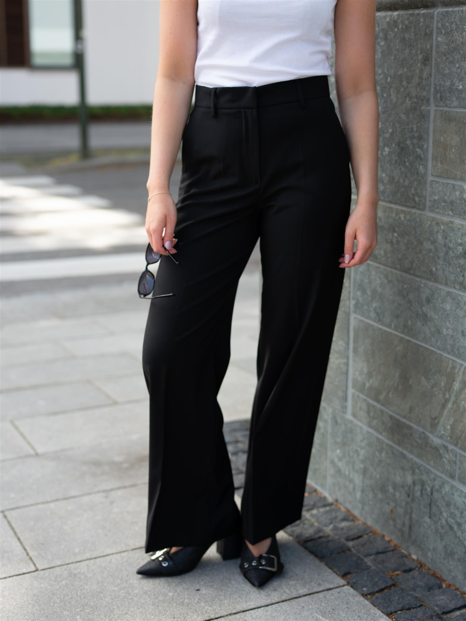 Visivo Black