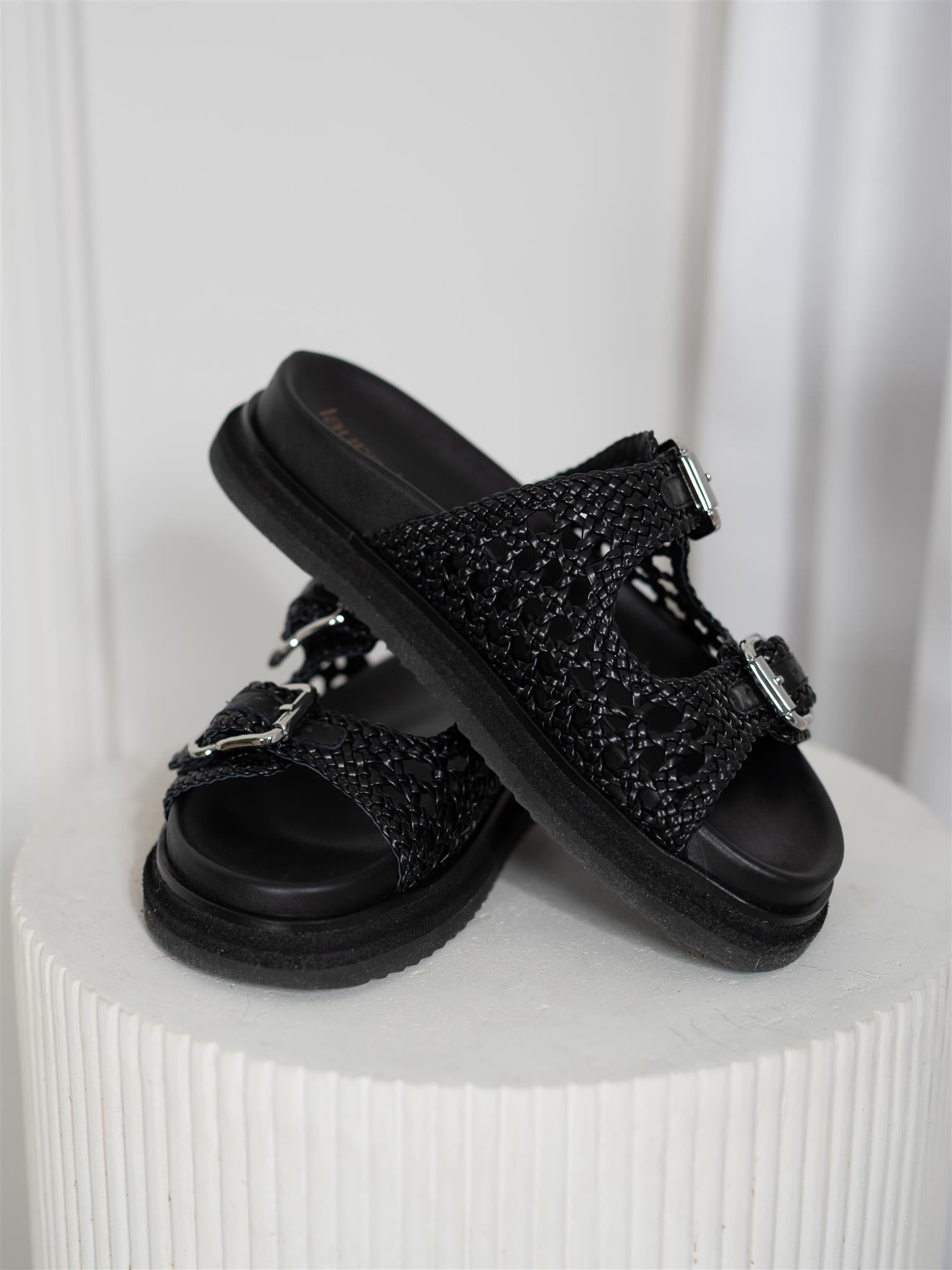 Laura Bellariva 1-Woven Nero