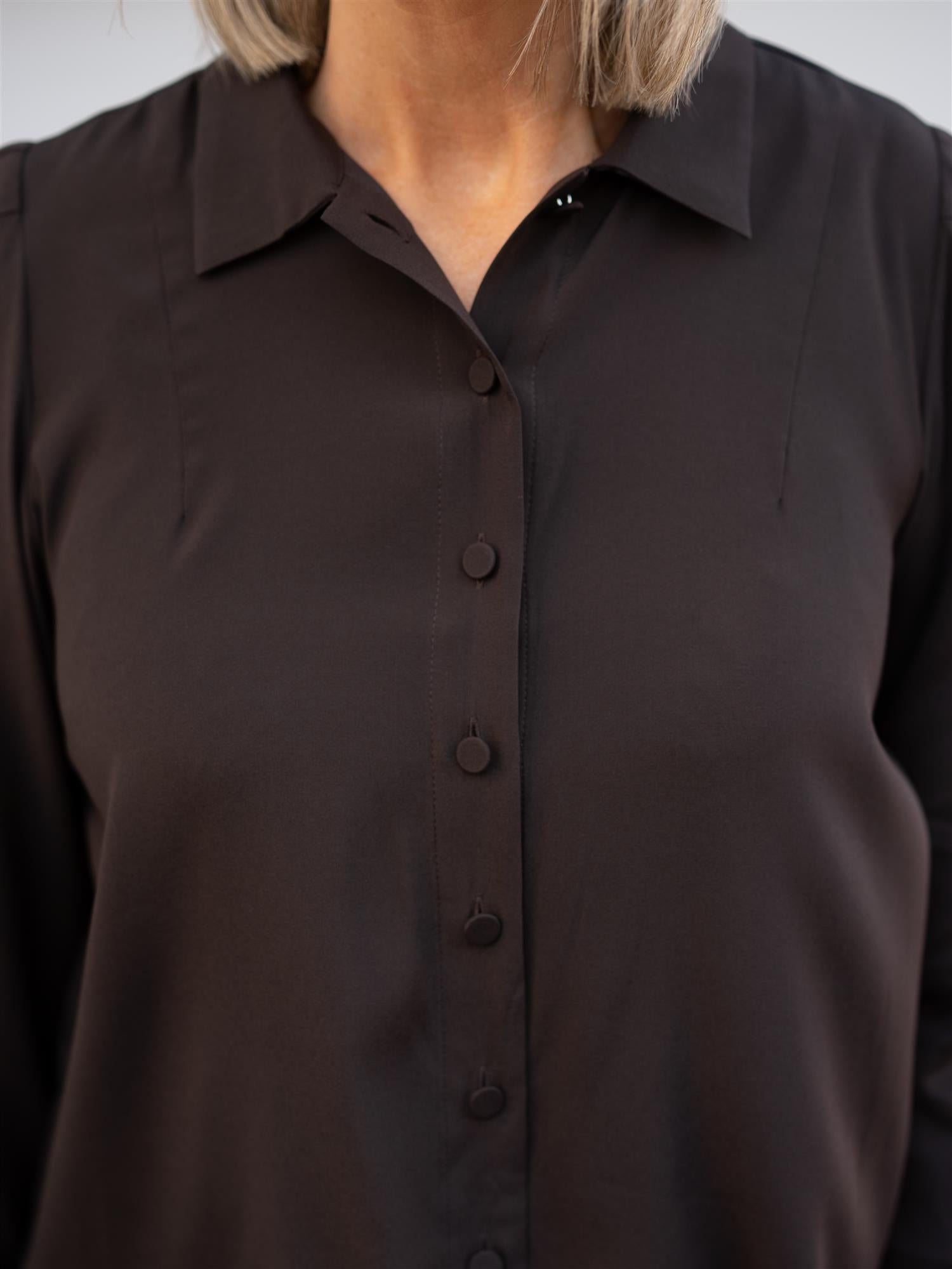 Paola Blouse With Tiny Collar