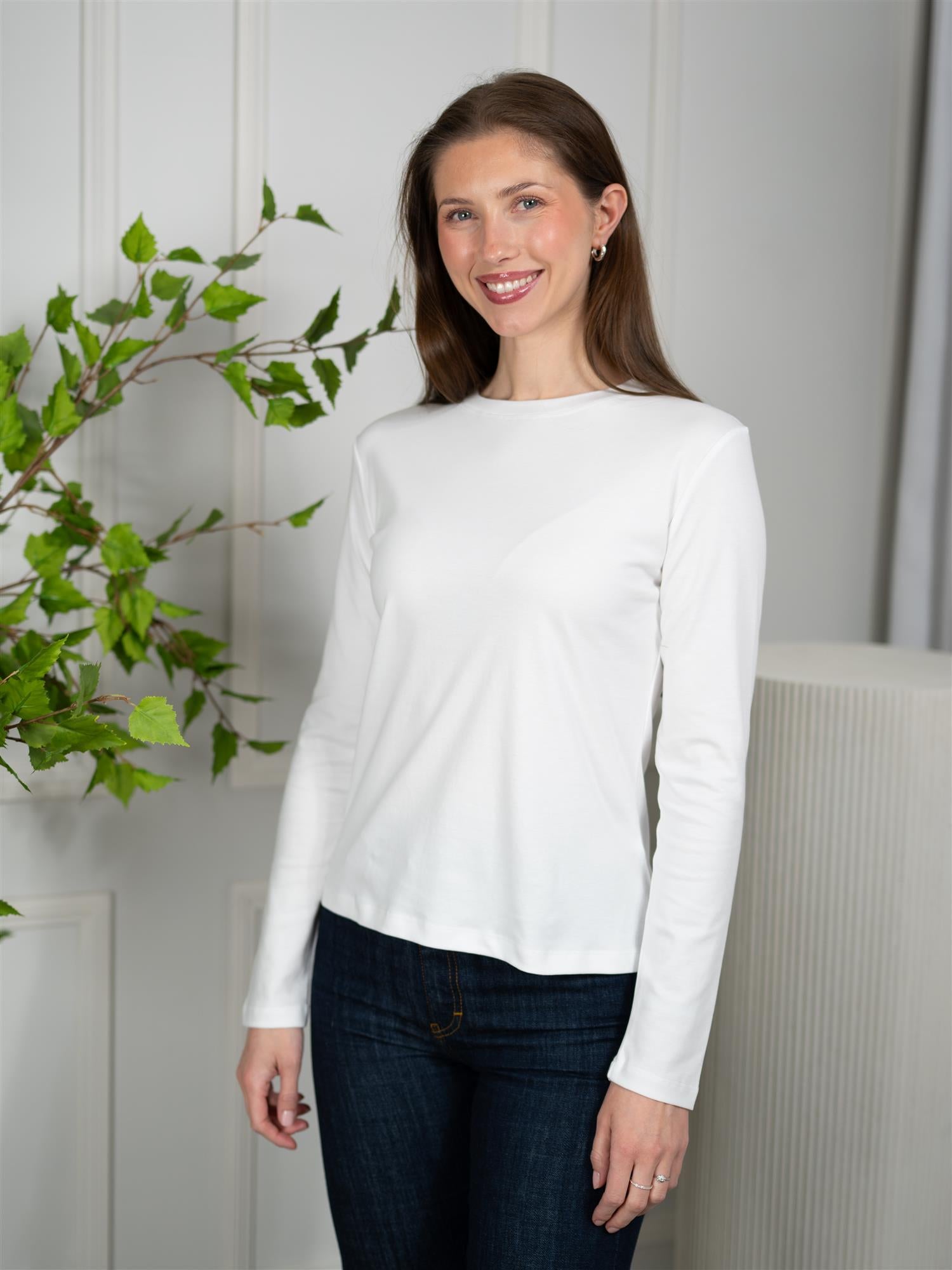 Violet Longsleeve White Cotton