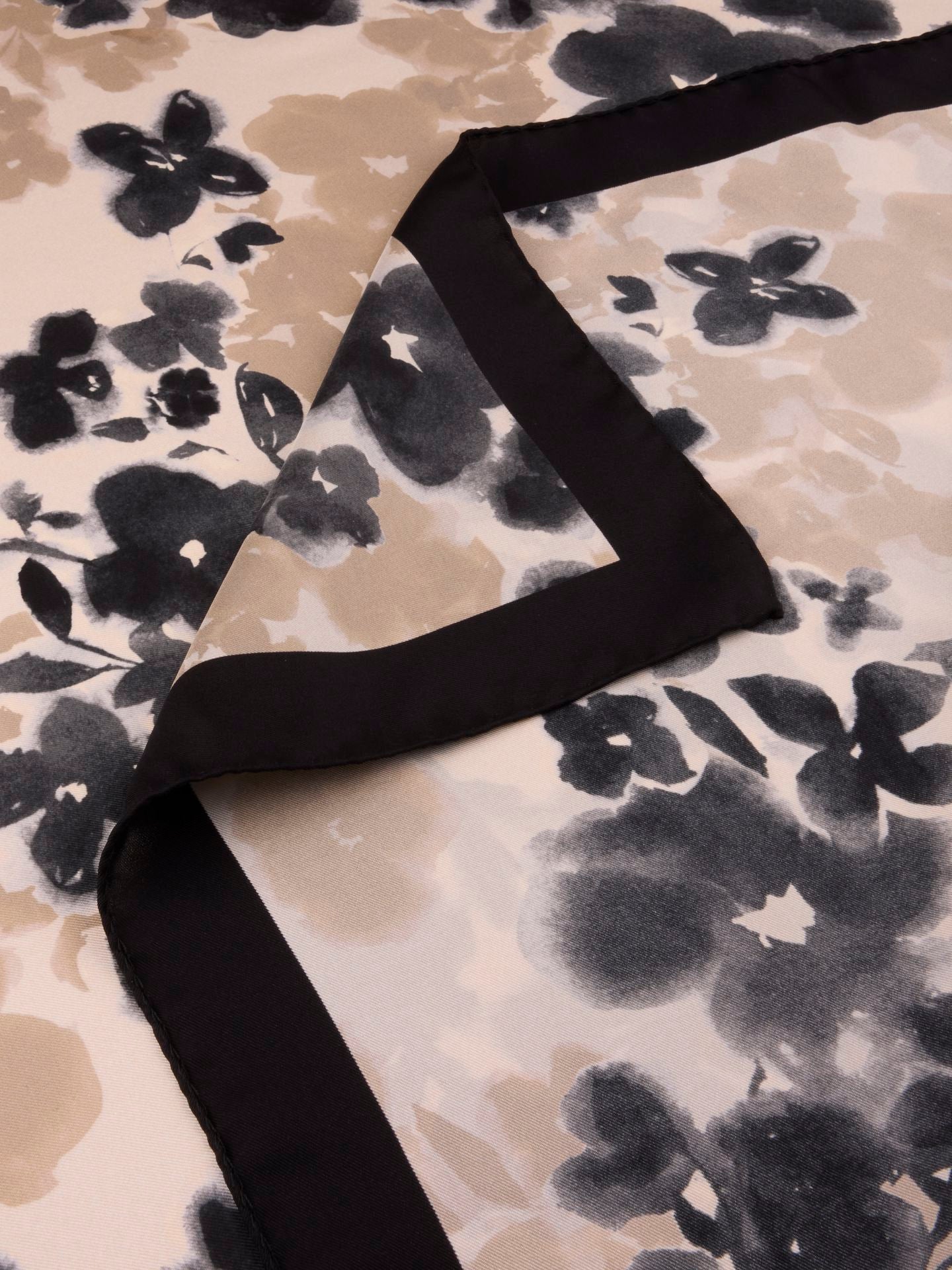 Stenströms Scarf 65 X 65 cm Black Pattern Flower