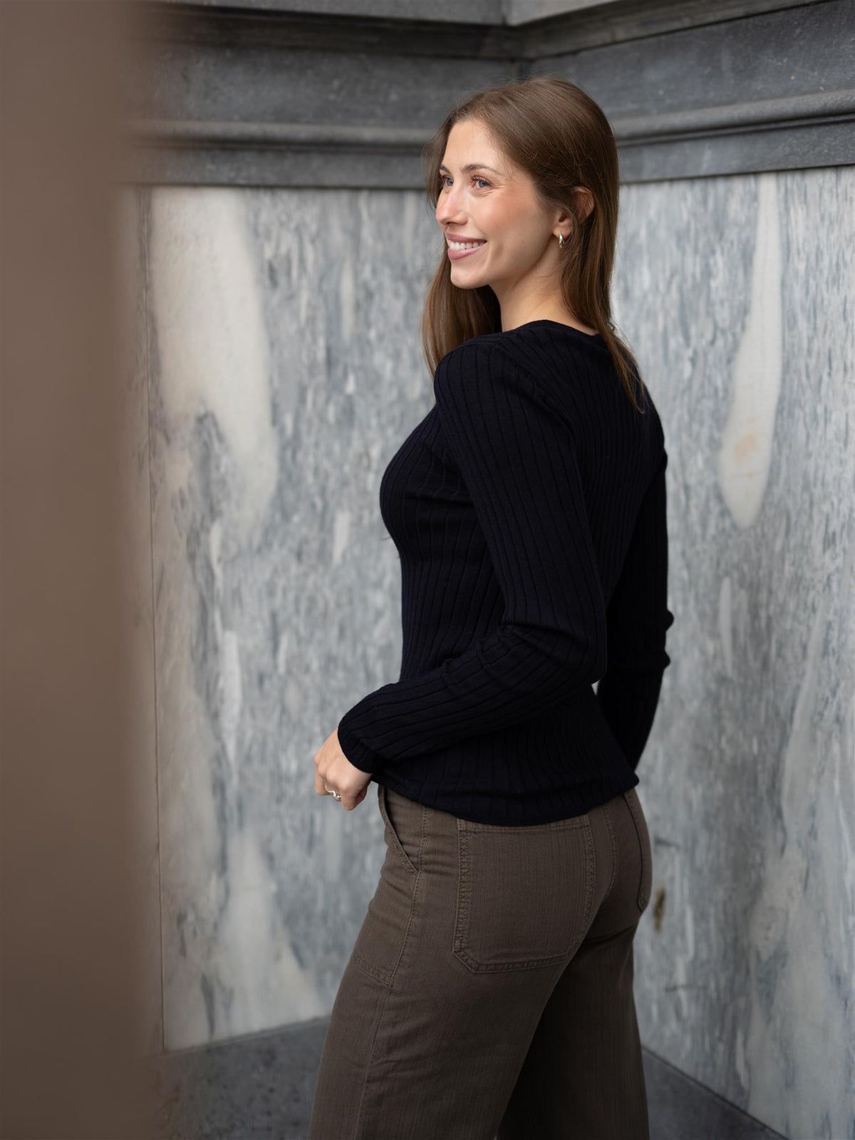 Henny Sweater Navy Blue