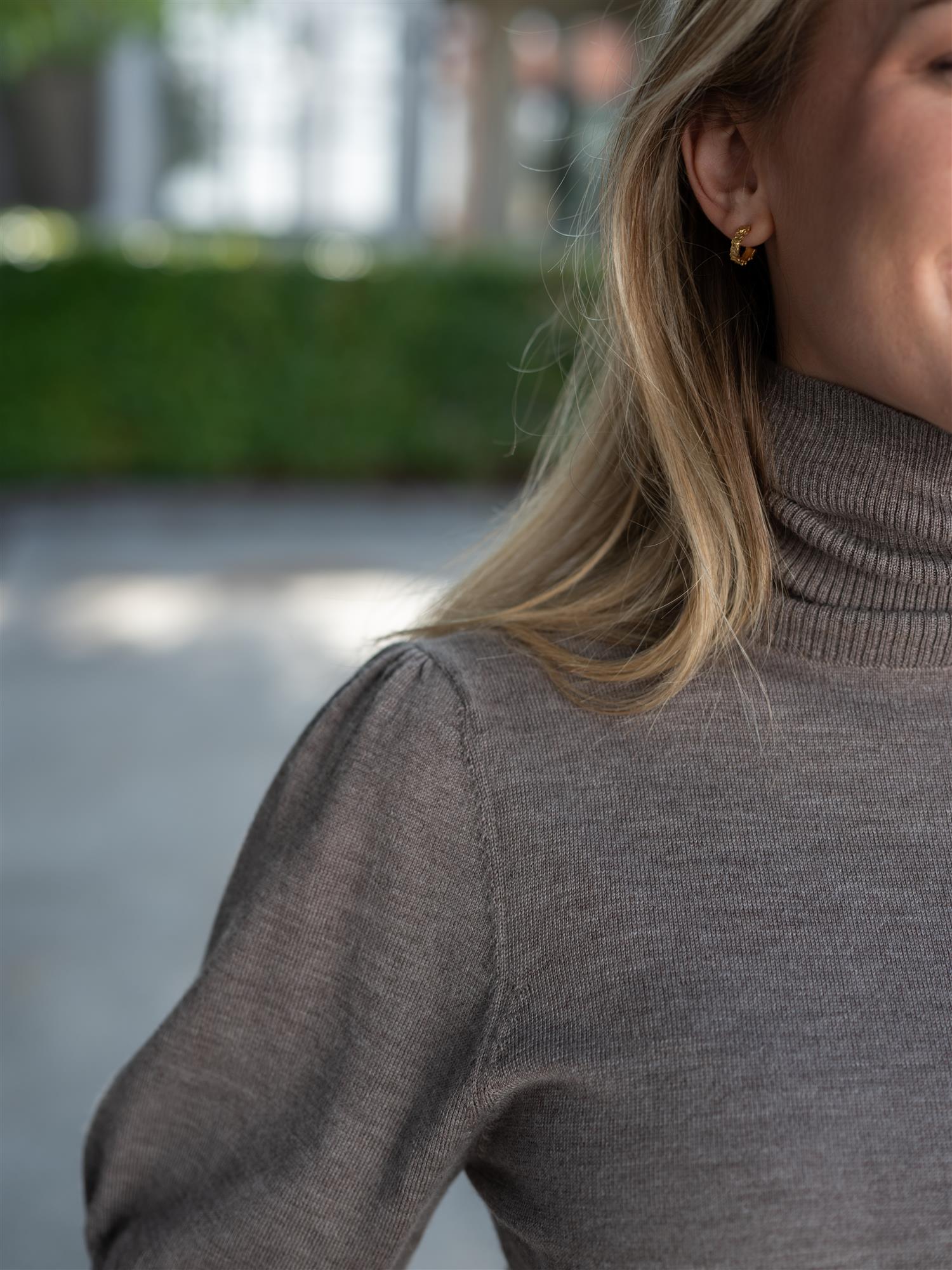 Dear Dharma Merino Puff Tee Ash Brown