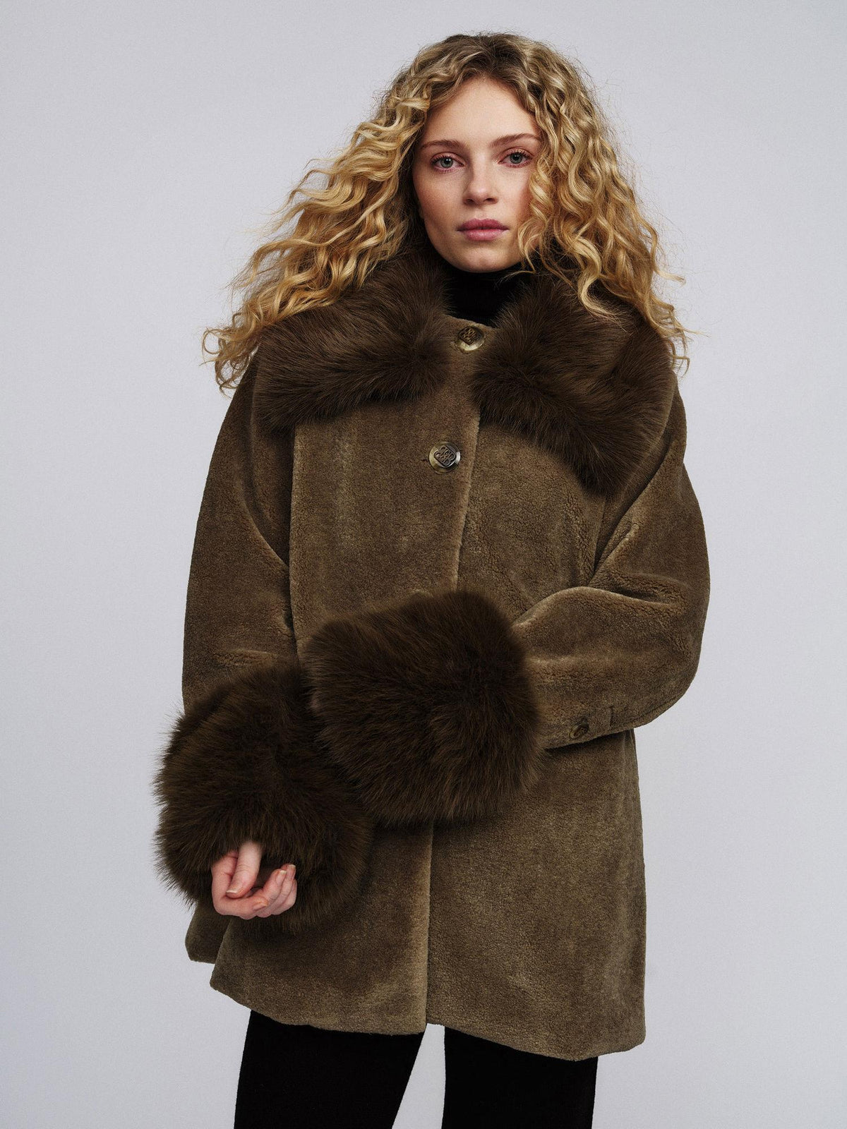 Dina Fake Fur Collar Brown