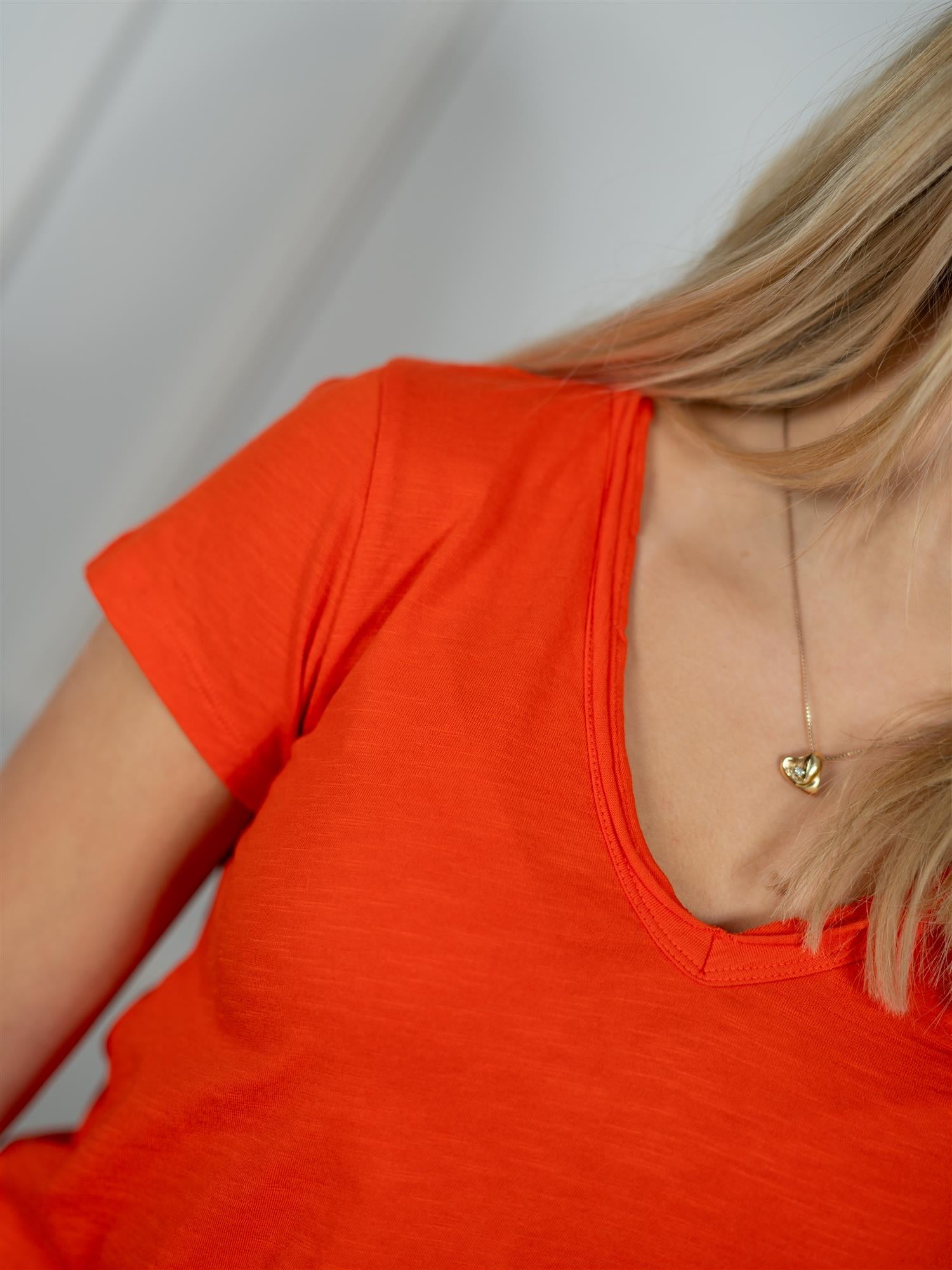 MMTulli V-Ssbasic Tee Spicy Orange