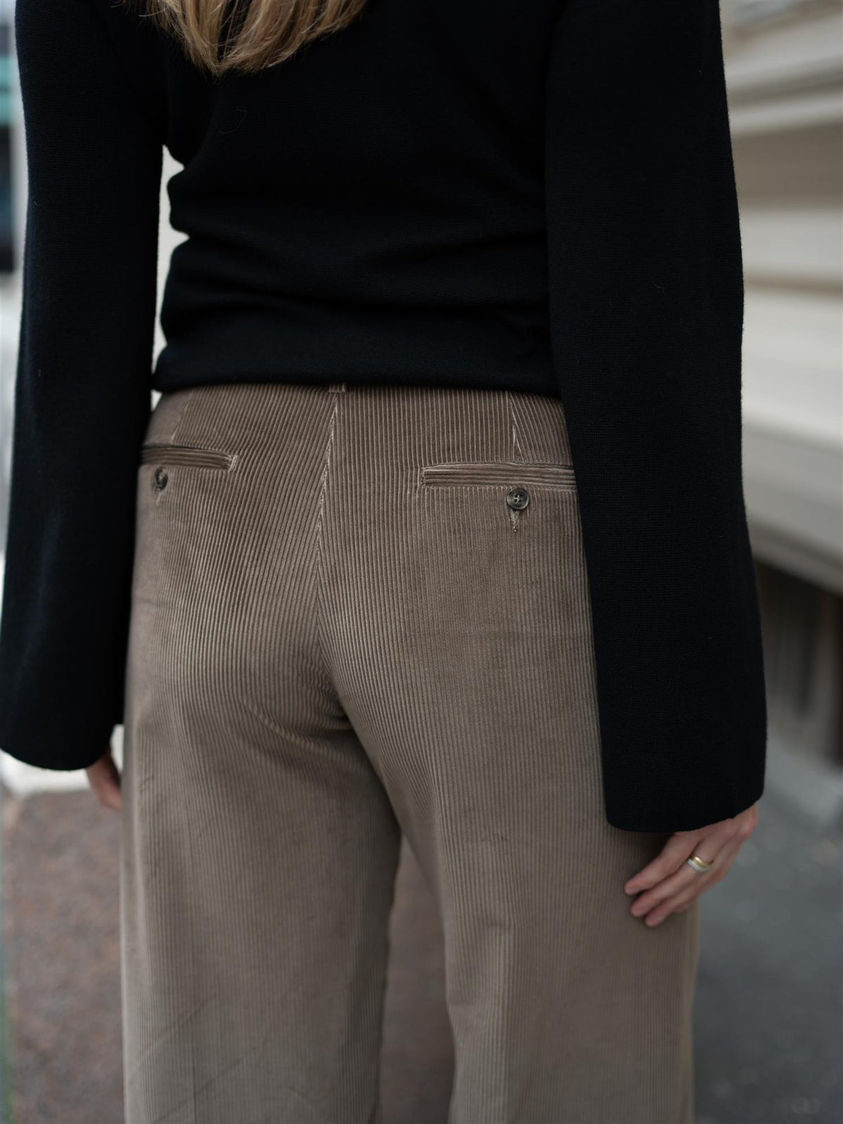 Tania Light Brown