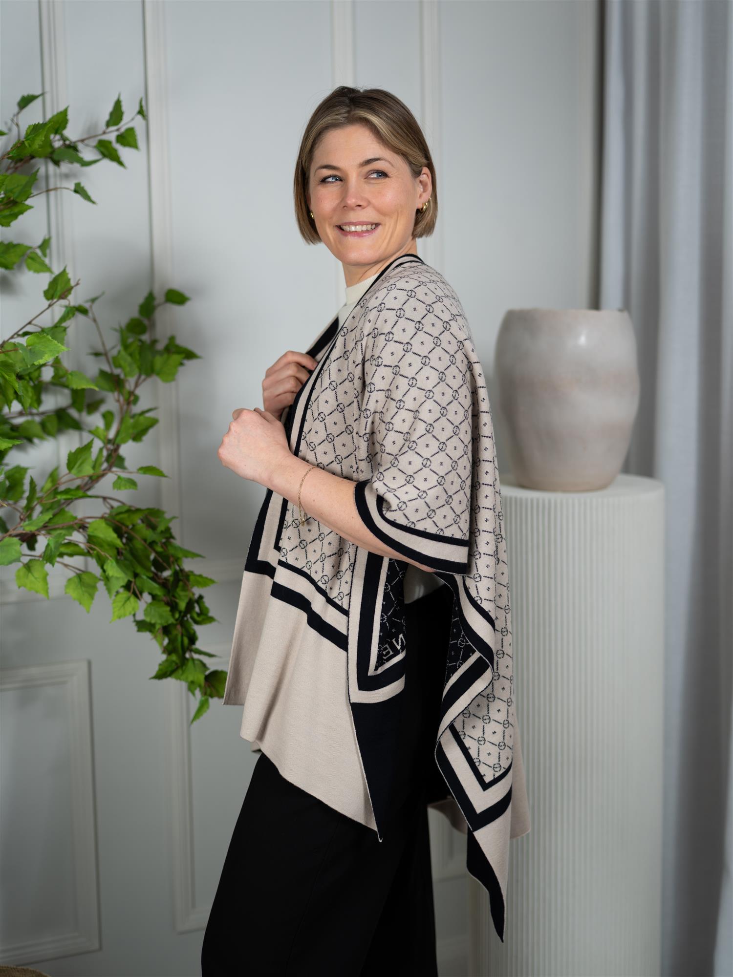 Busnel Garnette Poncho Mini Fudge/Marine