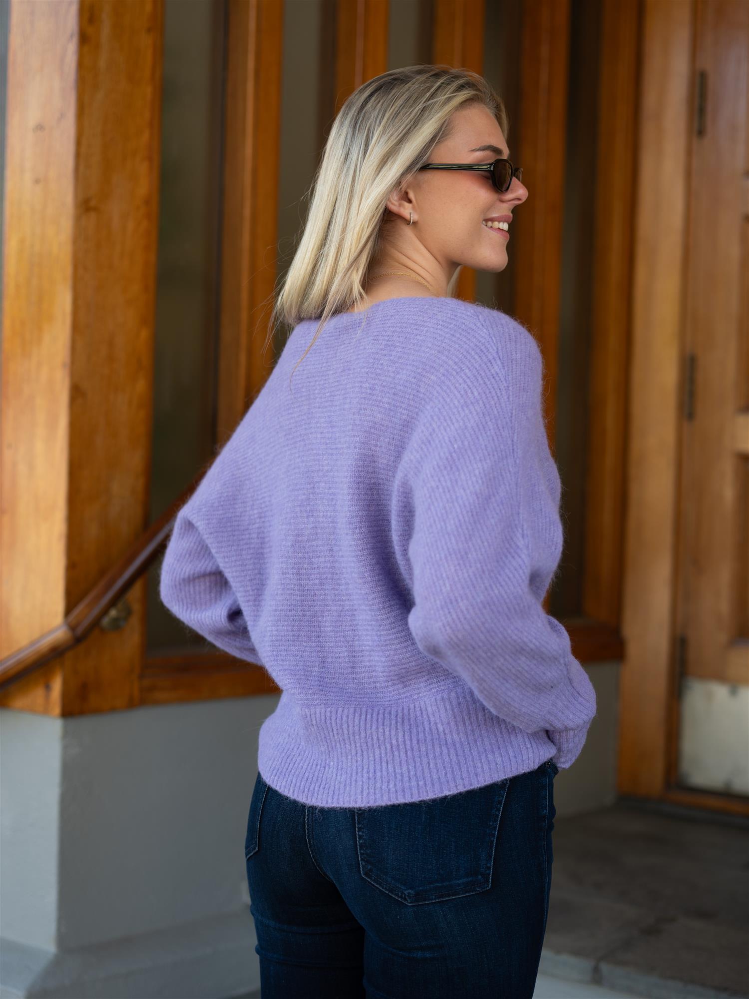MMThora Boatneck Knit Violet Tulip