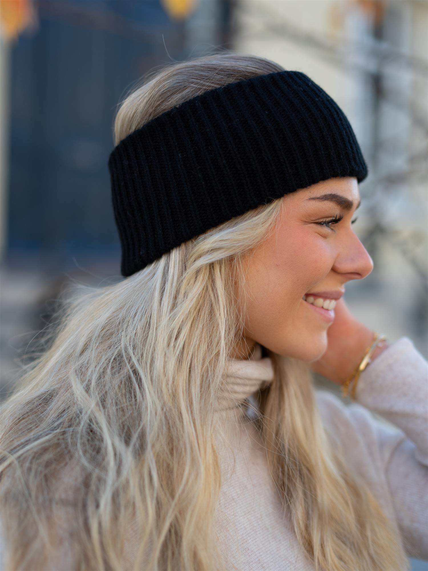 Davida Rib Headband Black