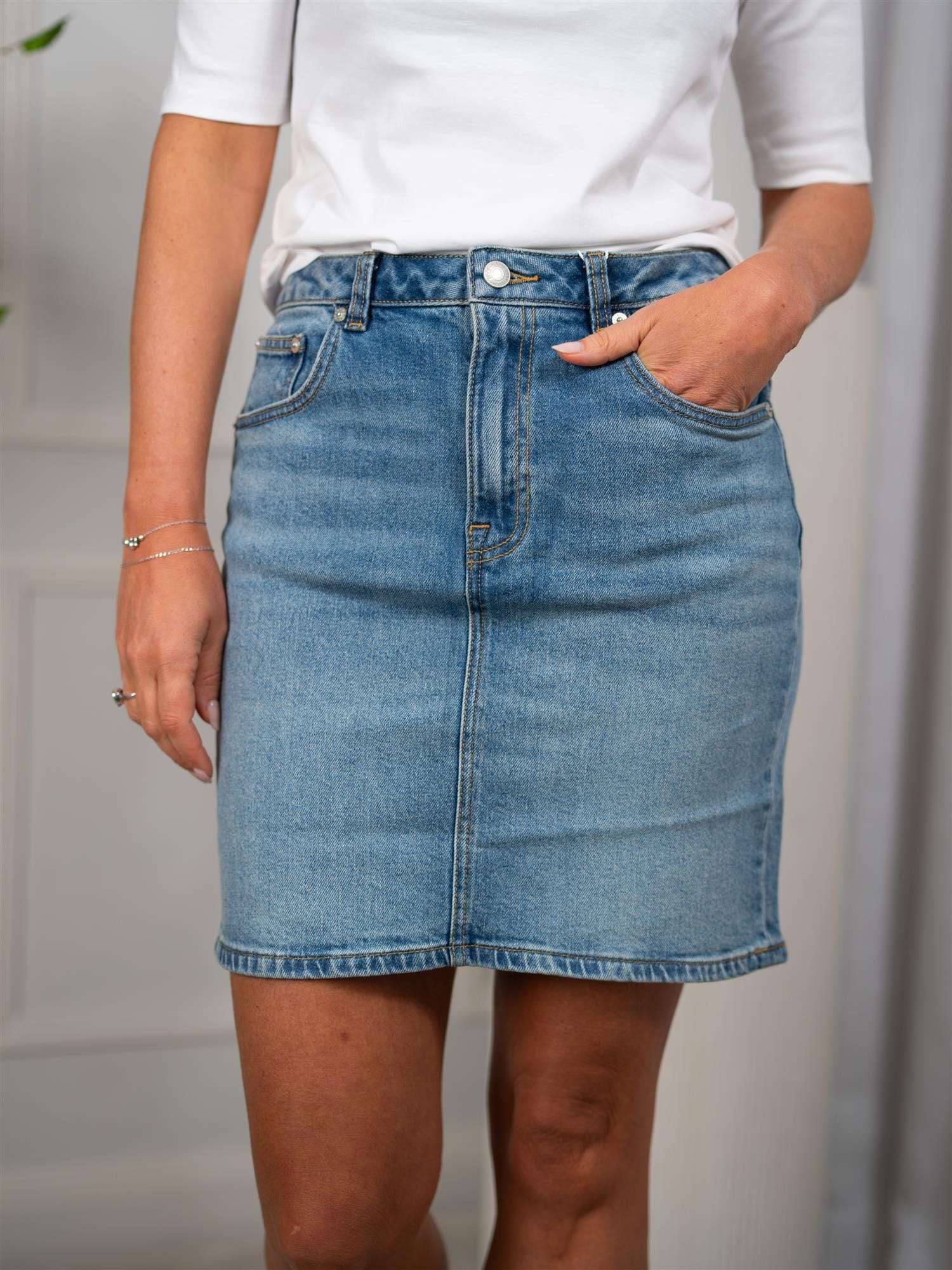 Gant Denim Short Skirt Semi Light Blue