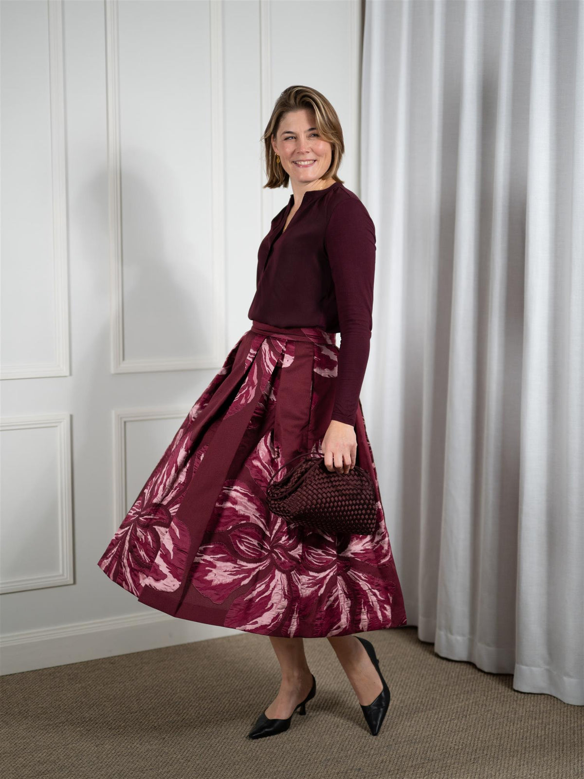 Abey Skirt With Pockets