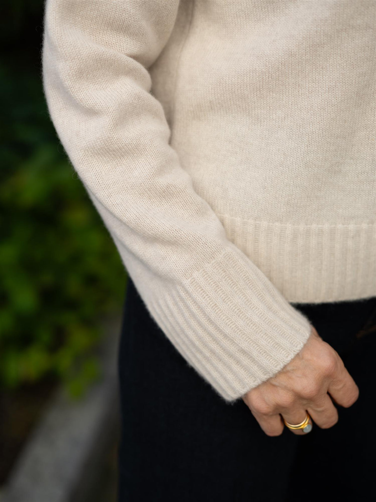 Ashley Tutleneck Ecru