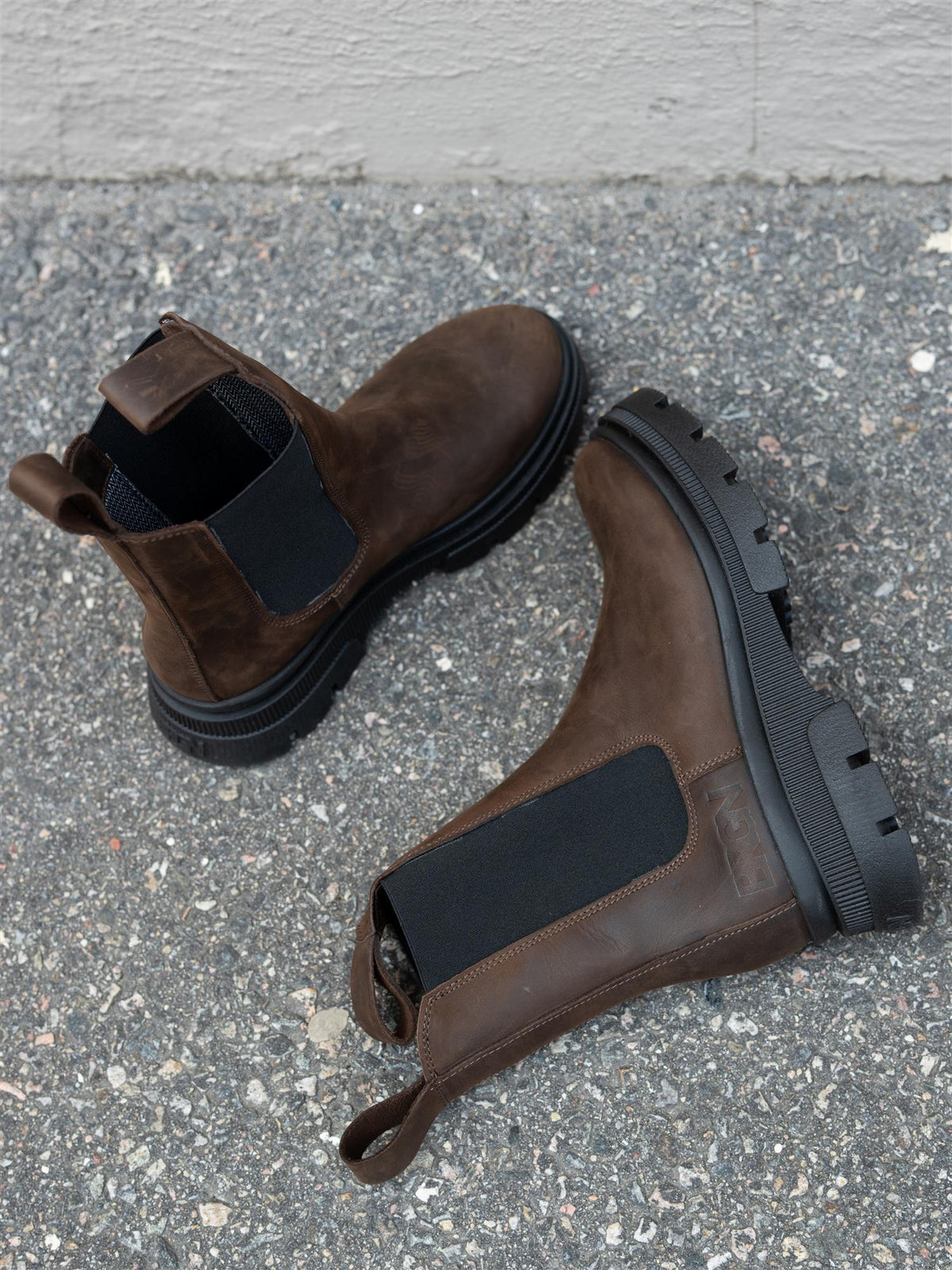 Chelsea Boot Nubuck Brown