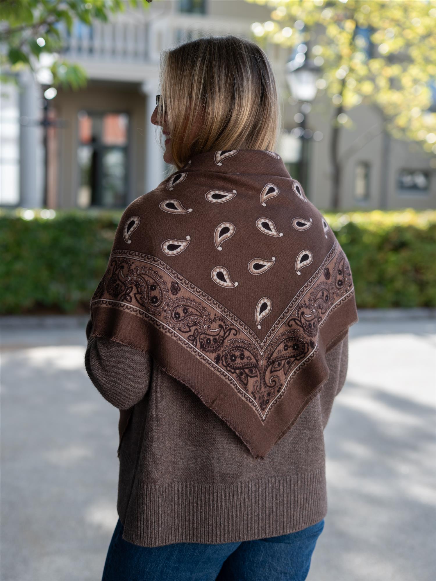 Paisley Scarf Brown