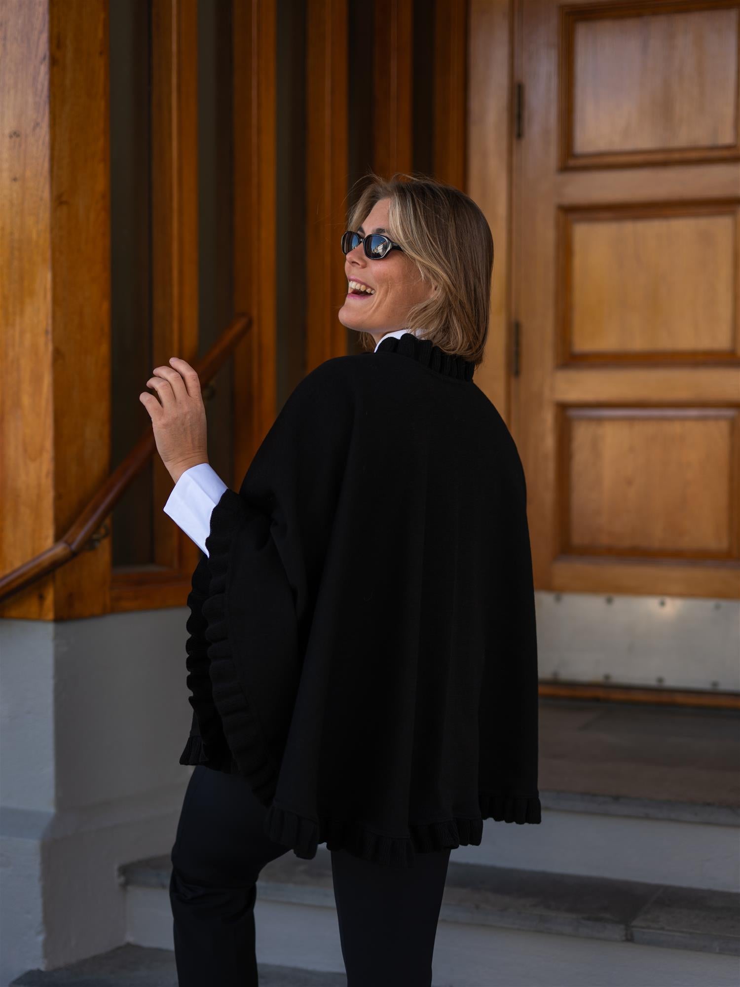 Busnel Silvia Cape Black