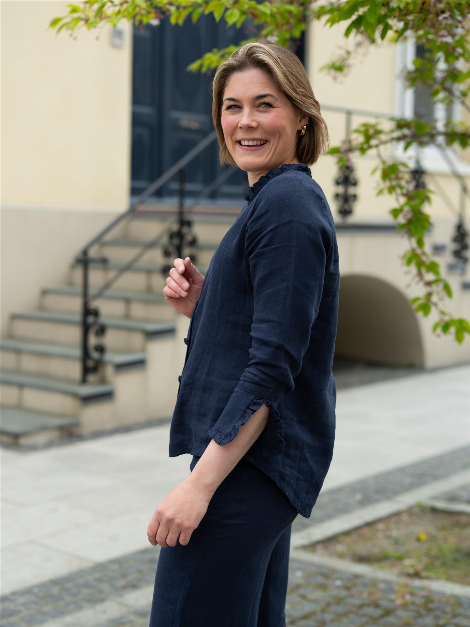 Ella&il Clarion Linen Shirt Navy