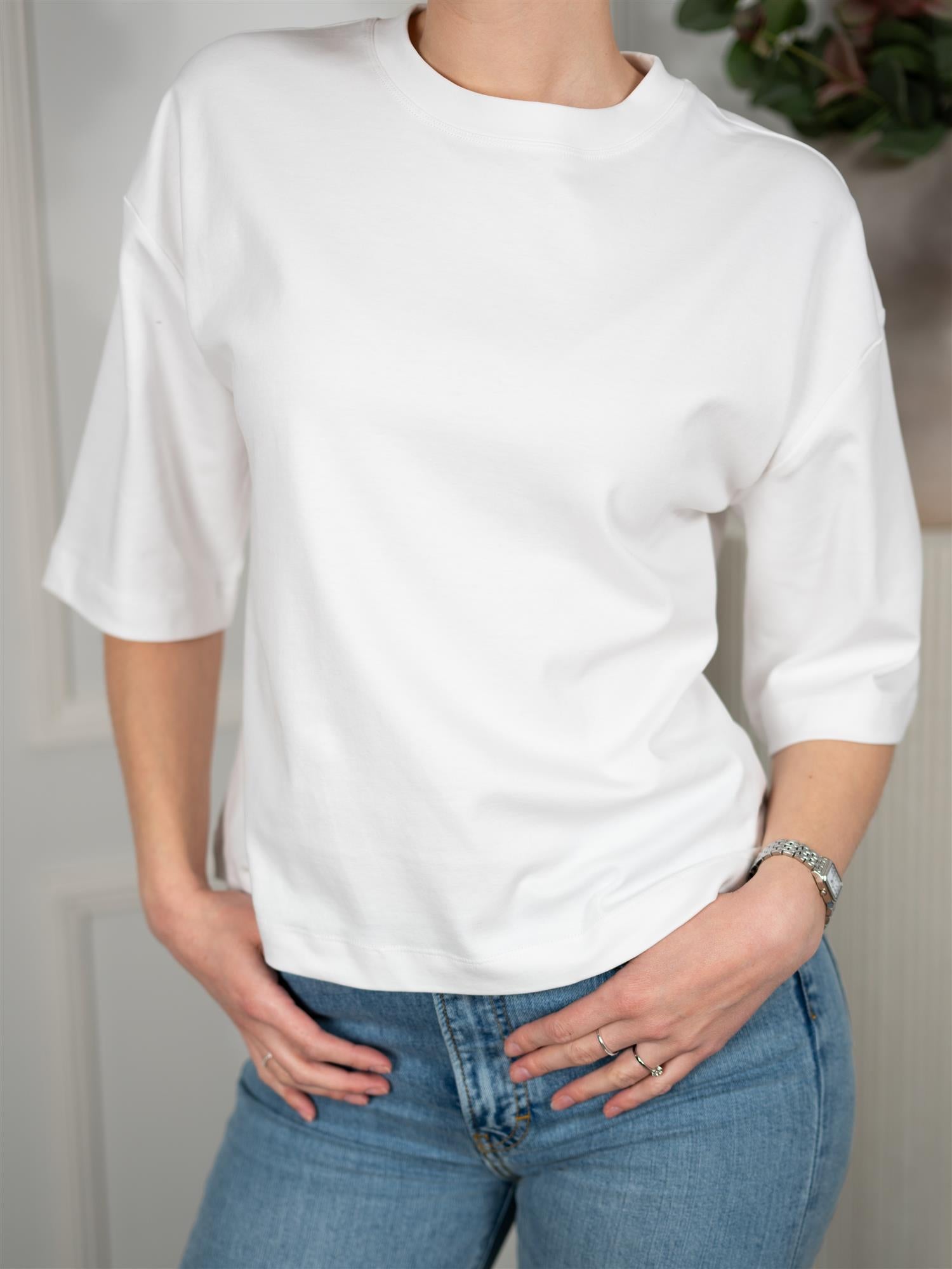 Lotte Tee White