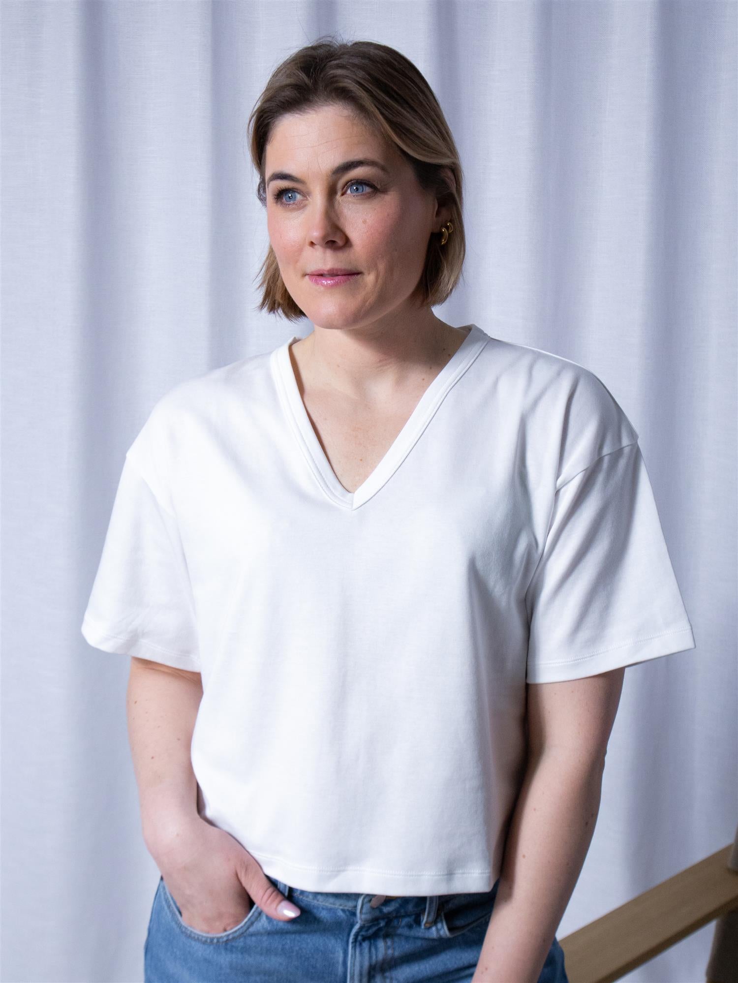 Julie Josephine Bettina Tee White