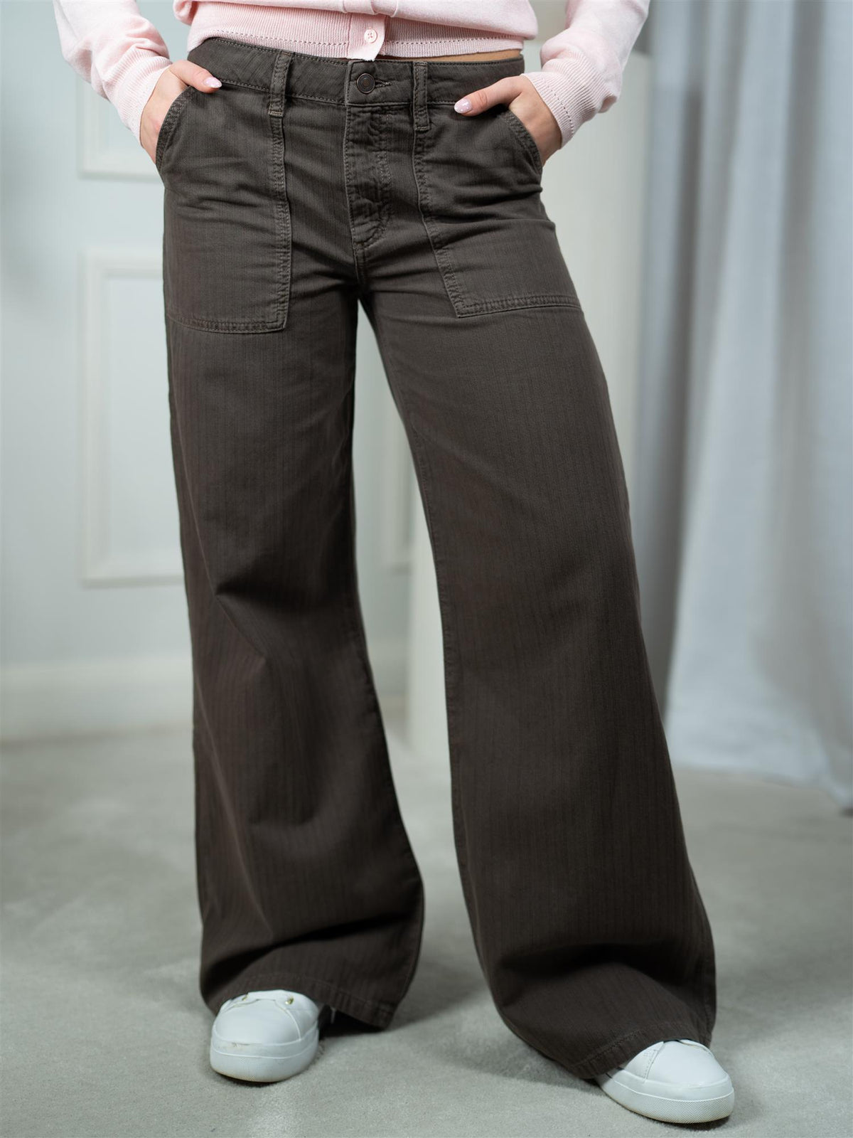 Jeanerica Guell Chevron Brown