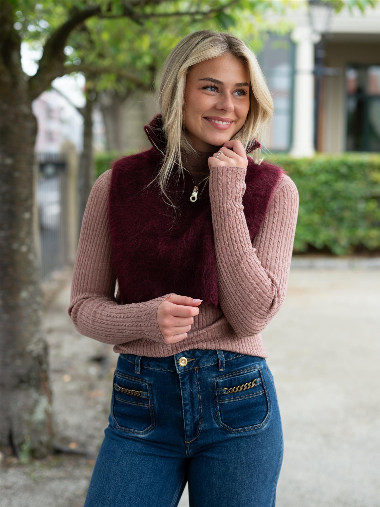 Belinda Chunky High Neck Oxblood