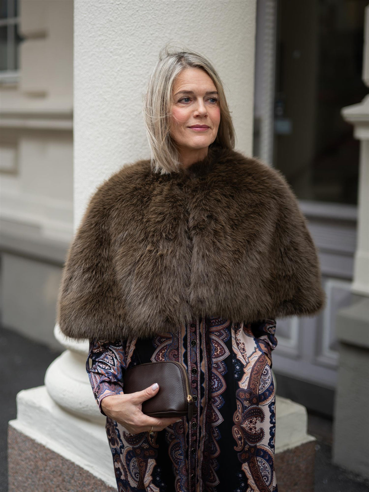 Izaya Fake Fur Cape Brown