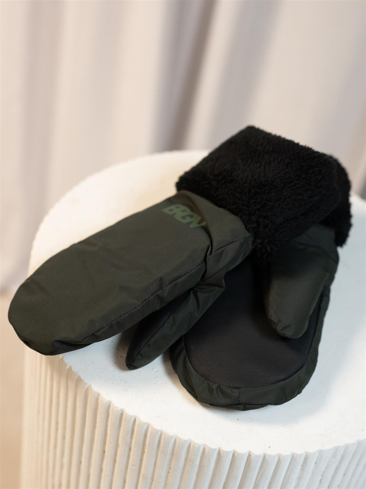 BRGN Puffer Mittens Rosin Dark Green