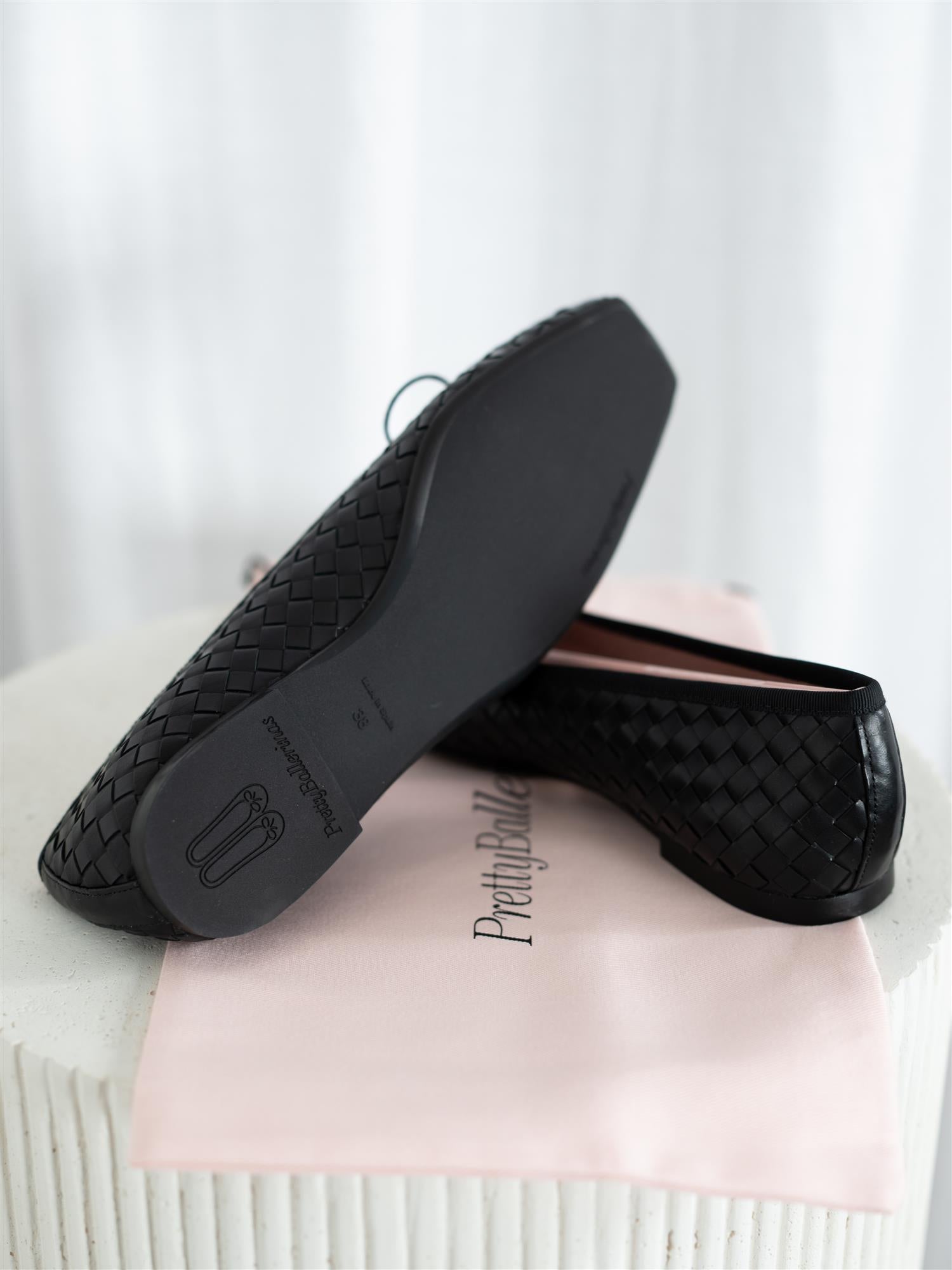Pretty Ballerinas Fulton Negro