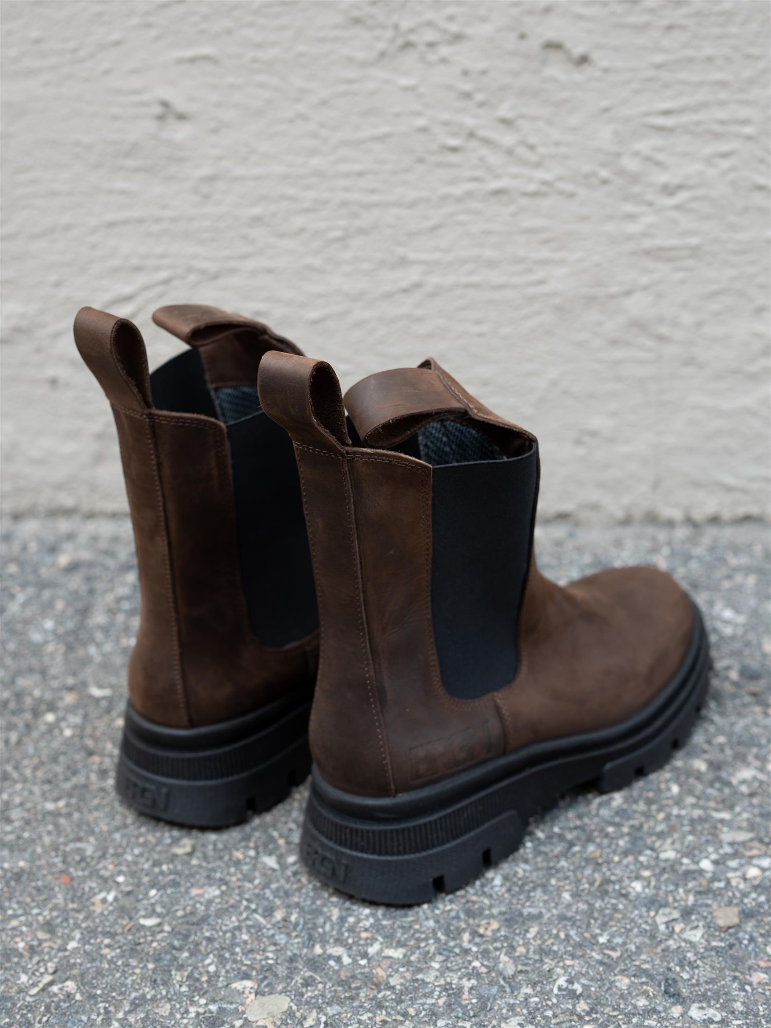 Chelsea Boot Nubuck Brown