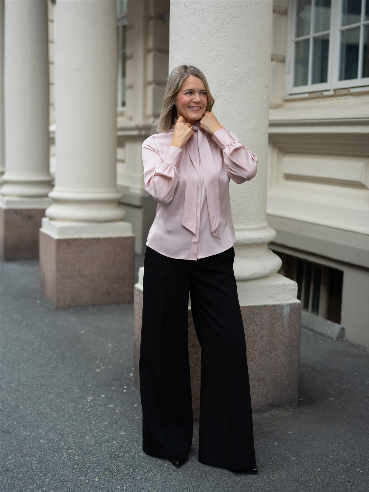 Selma Blouse Bowtie Flyfront Light Pink