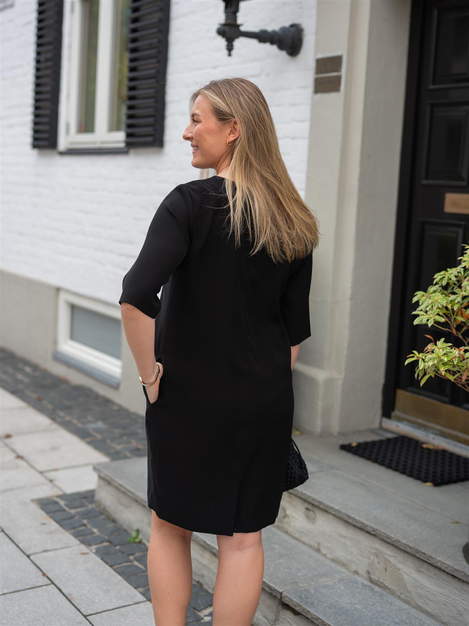 Biela Dress