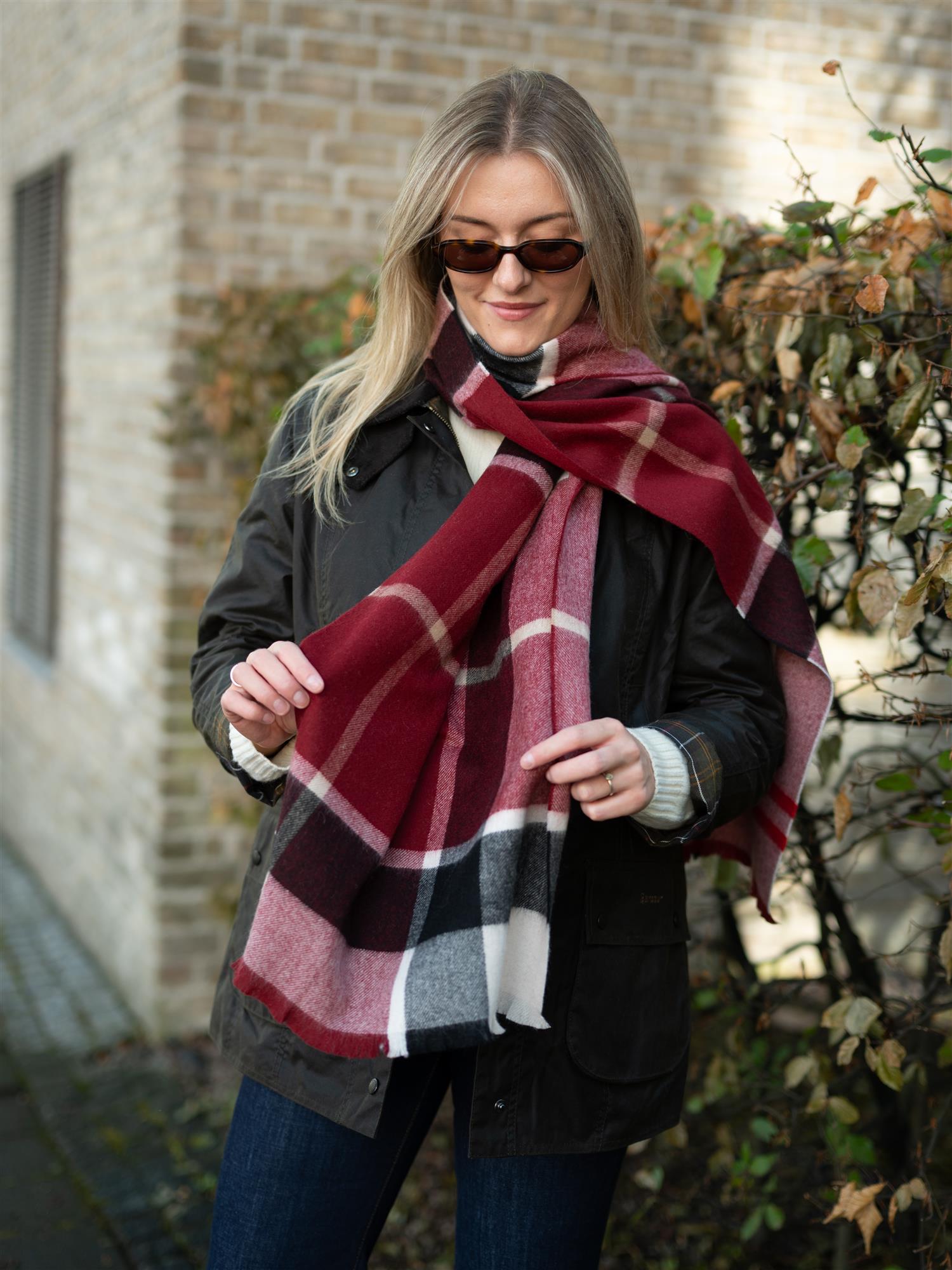 Rosefield Scarf Ruby Stripe