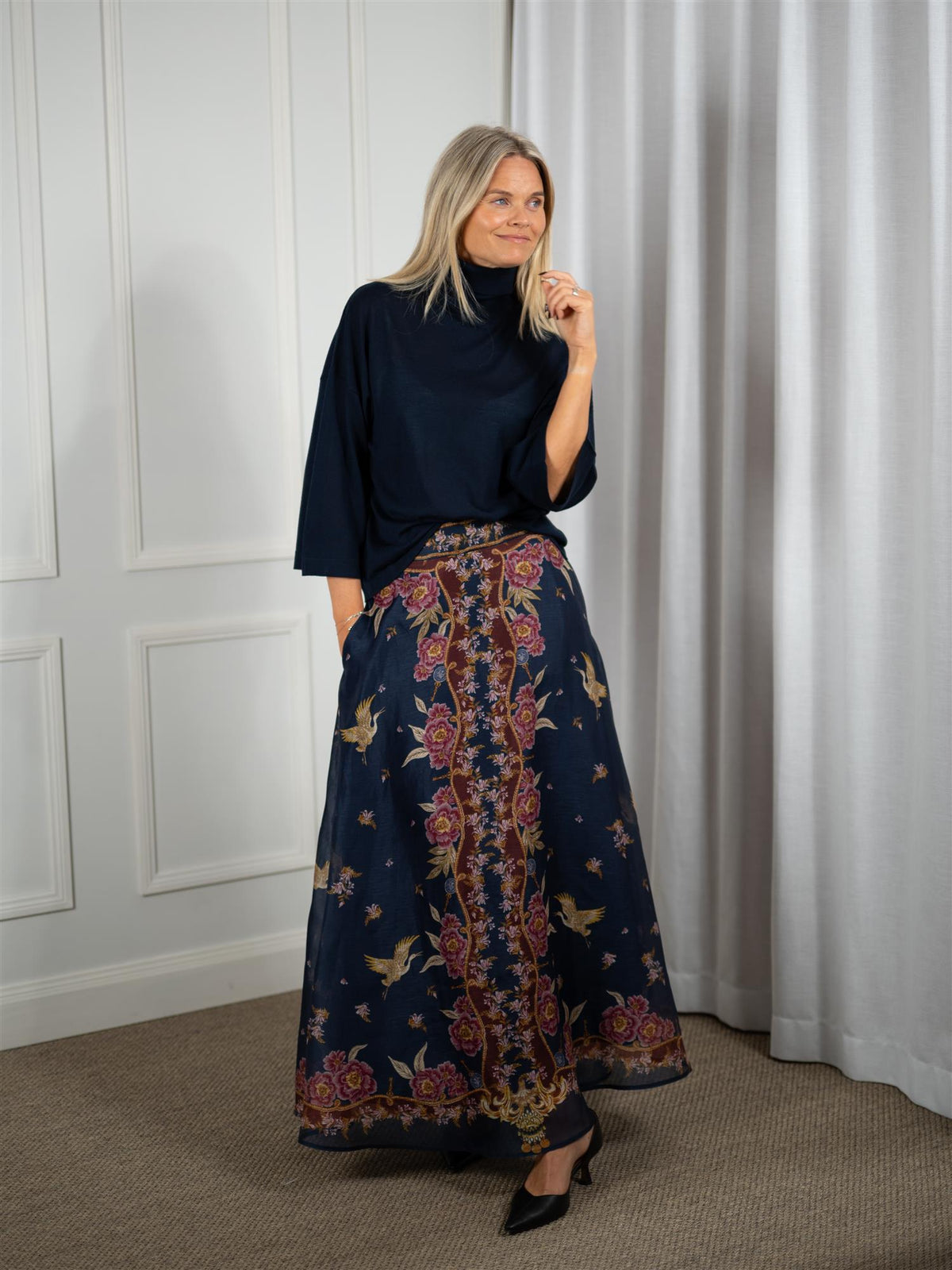 Bee Navy