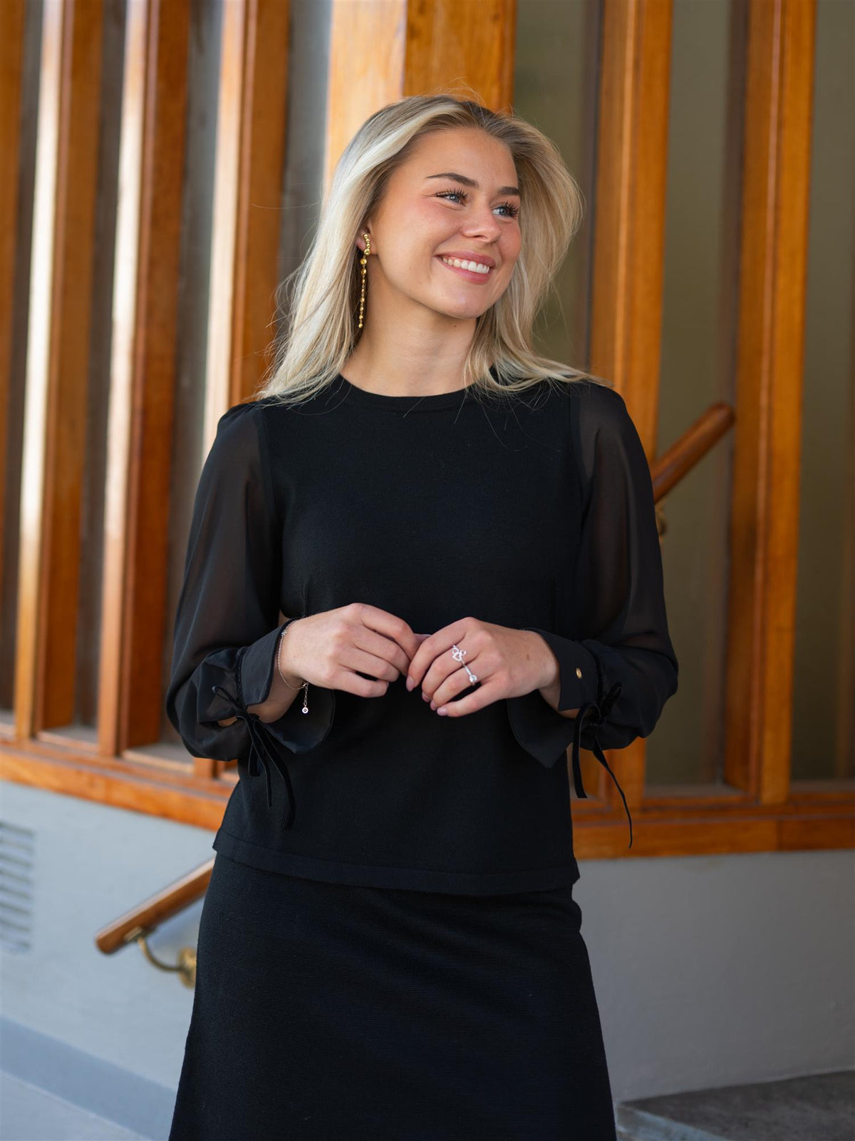 Faith Top Black