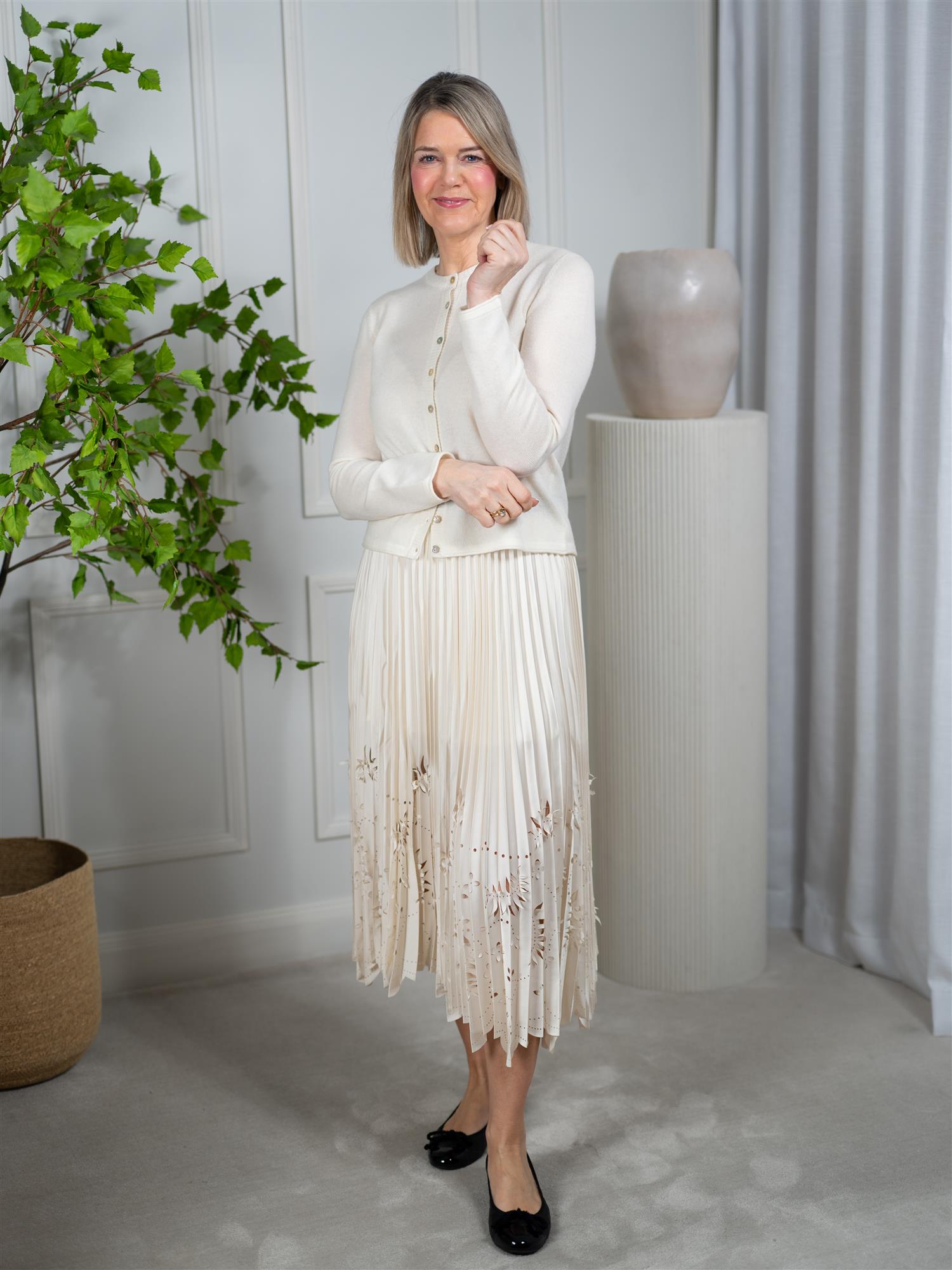 Dear Dharma Clara Cardigan Cream