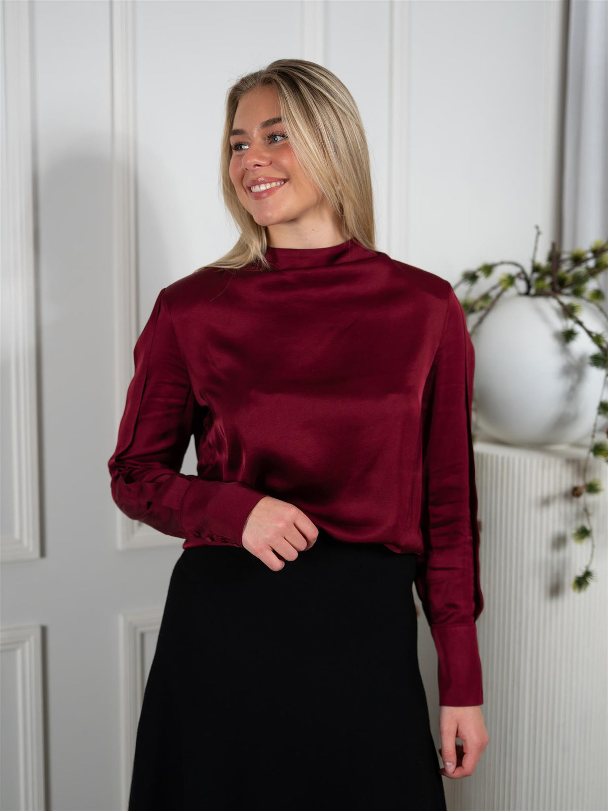 Arlene Blouse Dark Red