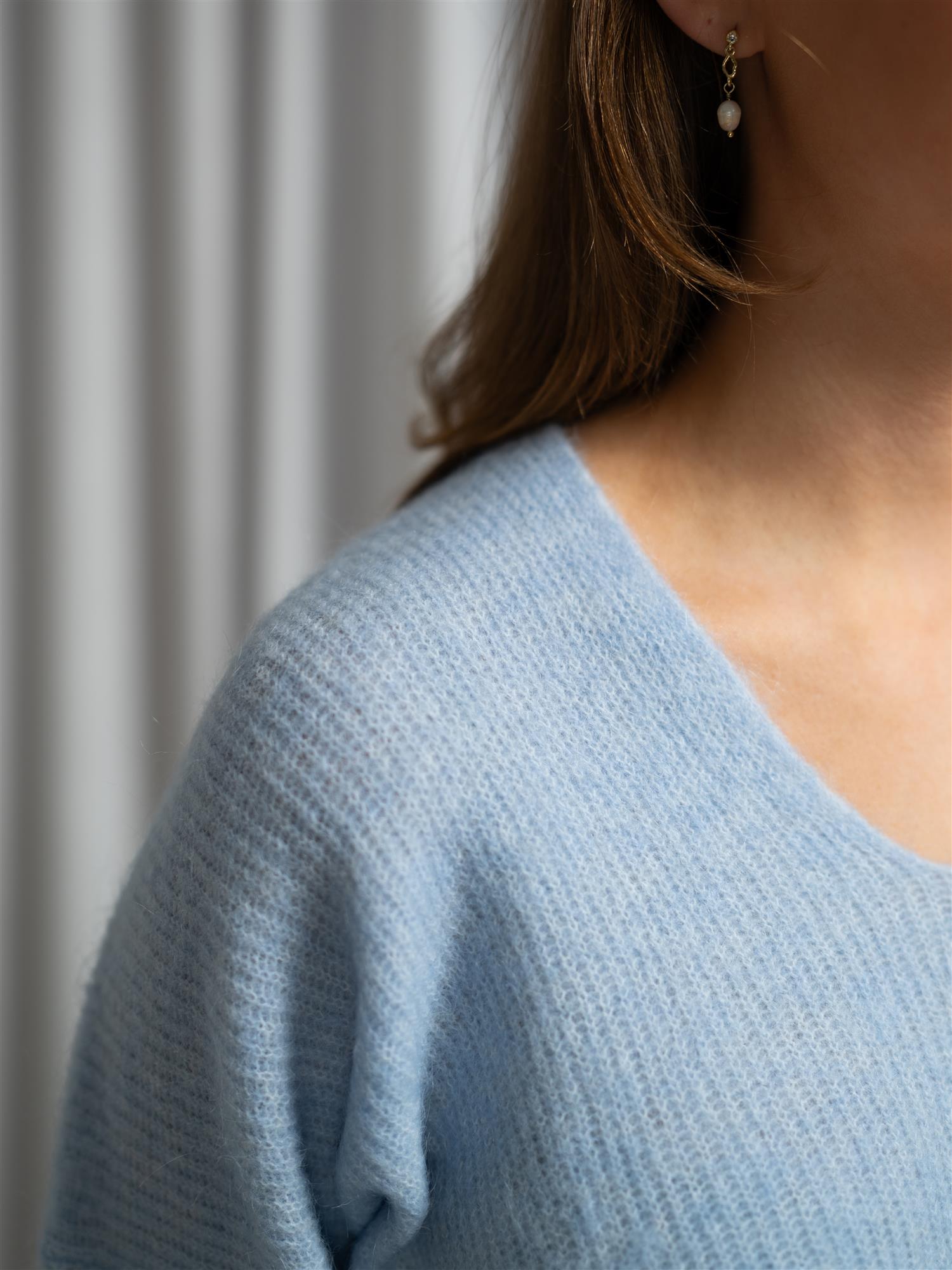 MMThora V-Neck Knit Cashmere Blue