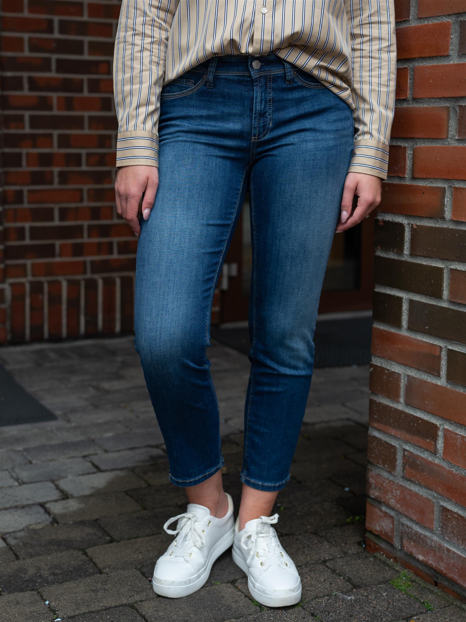 Cambio Piper Short Sophisticated