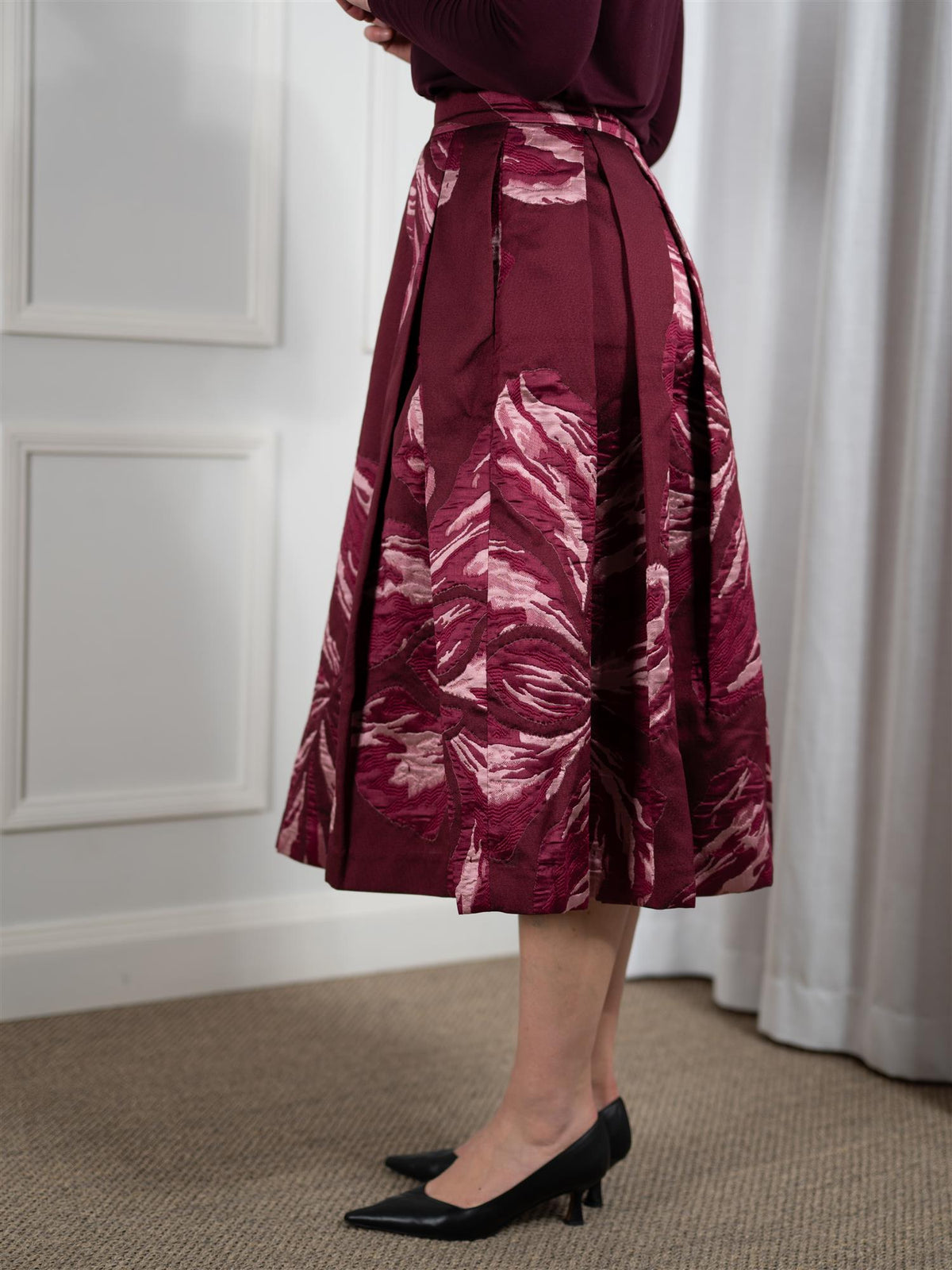 Abey Skirt With Pockets