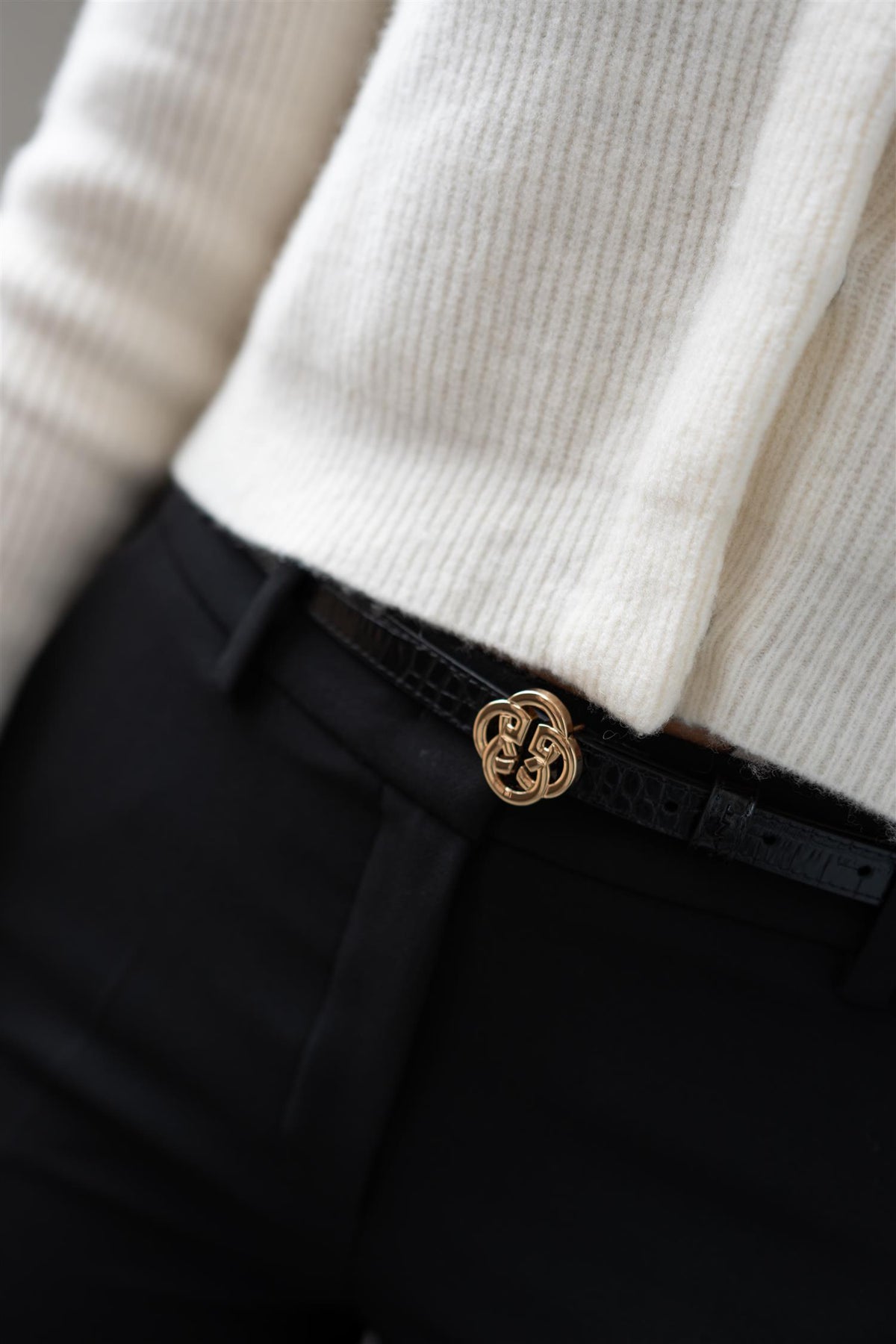 Monogram Buckle Slim Croco Belt