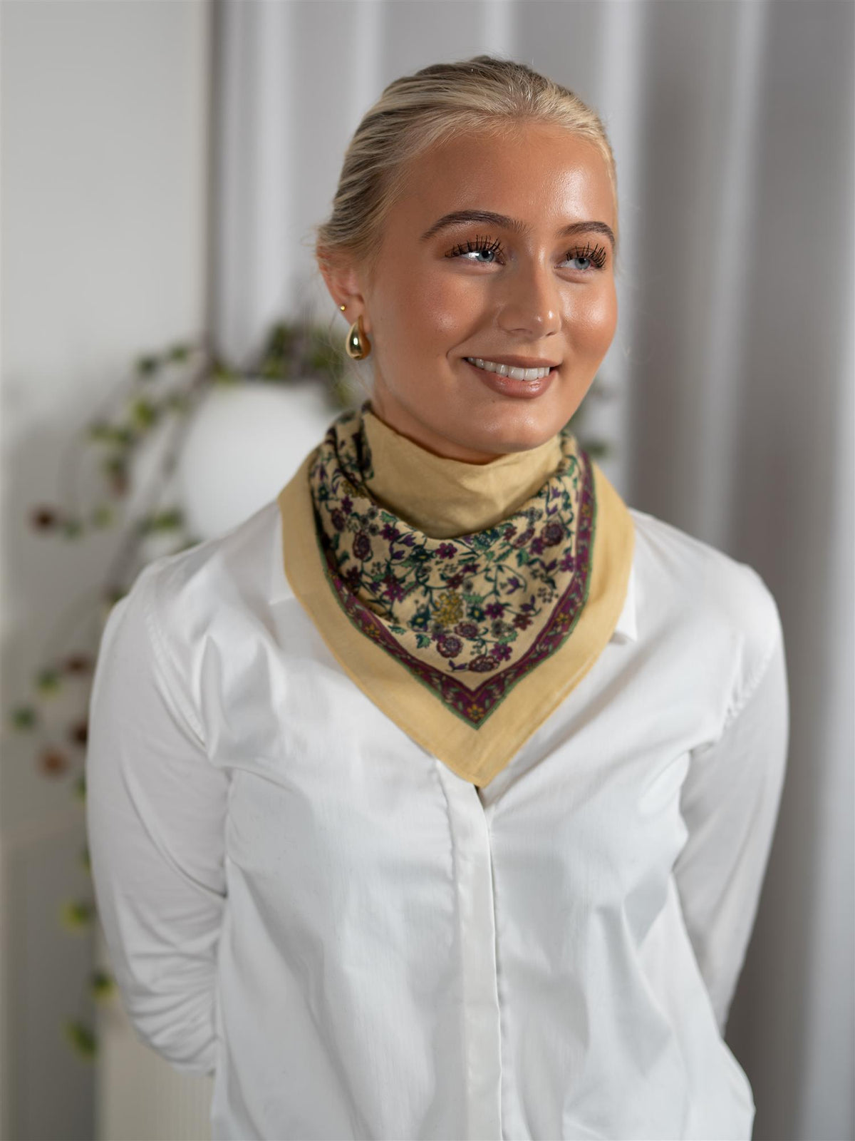 Beaufleur Cotta Scarf Rutabaga White