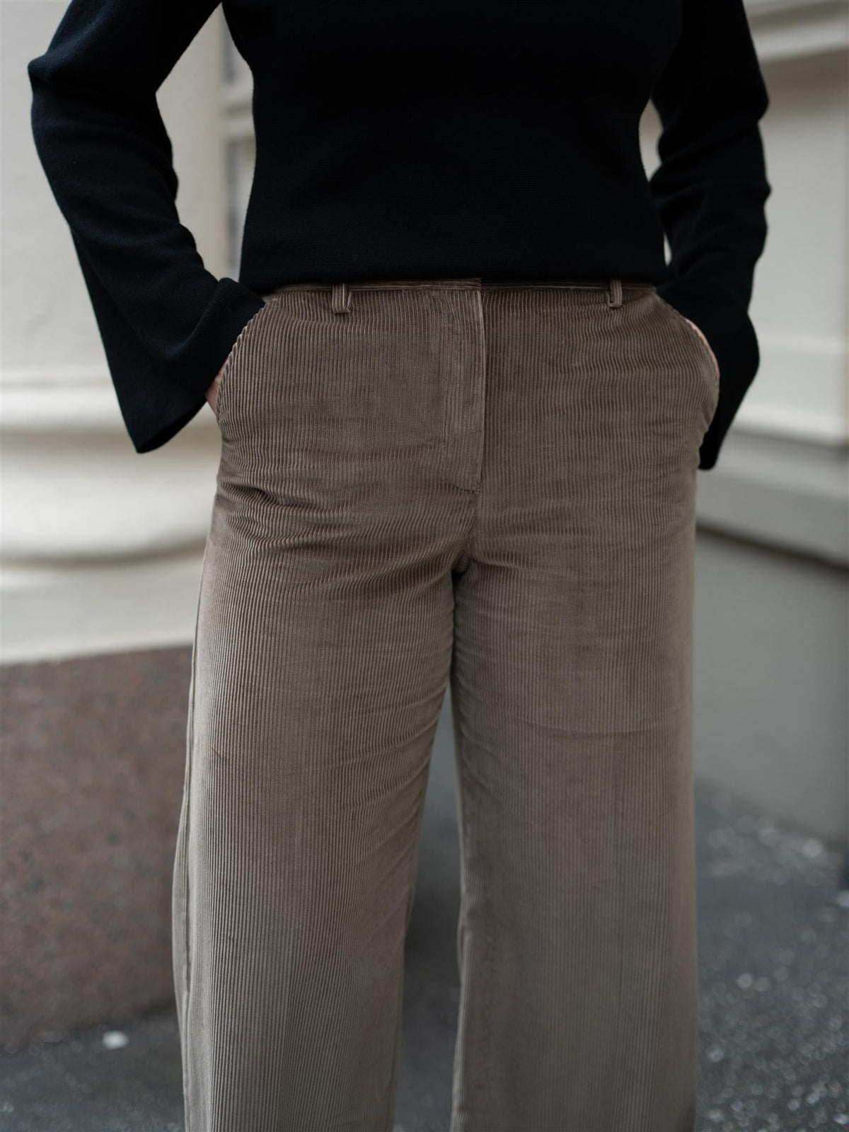 Tania Light Brown