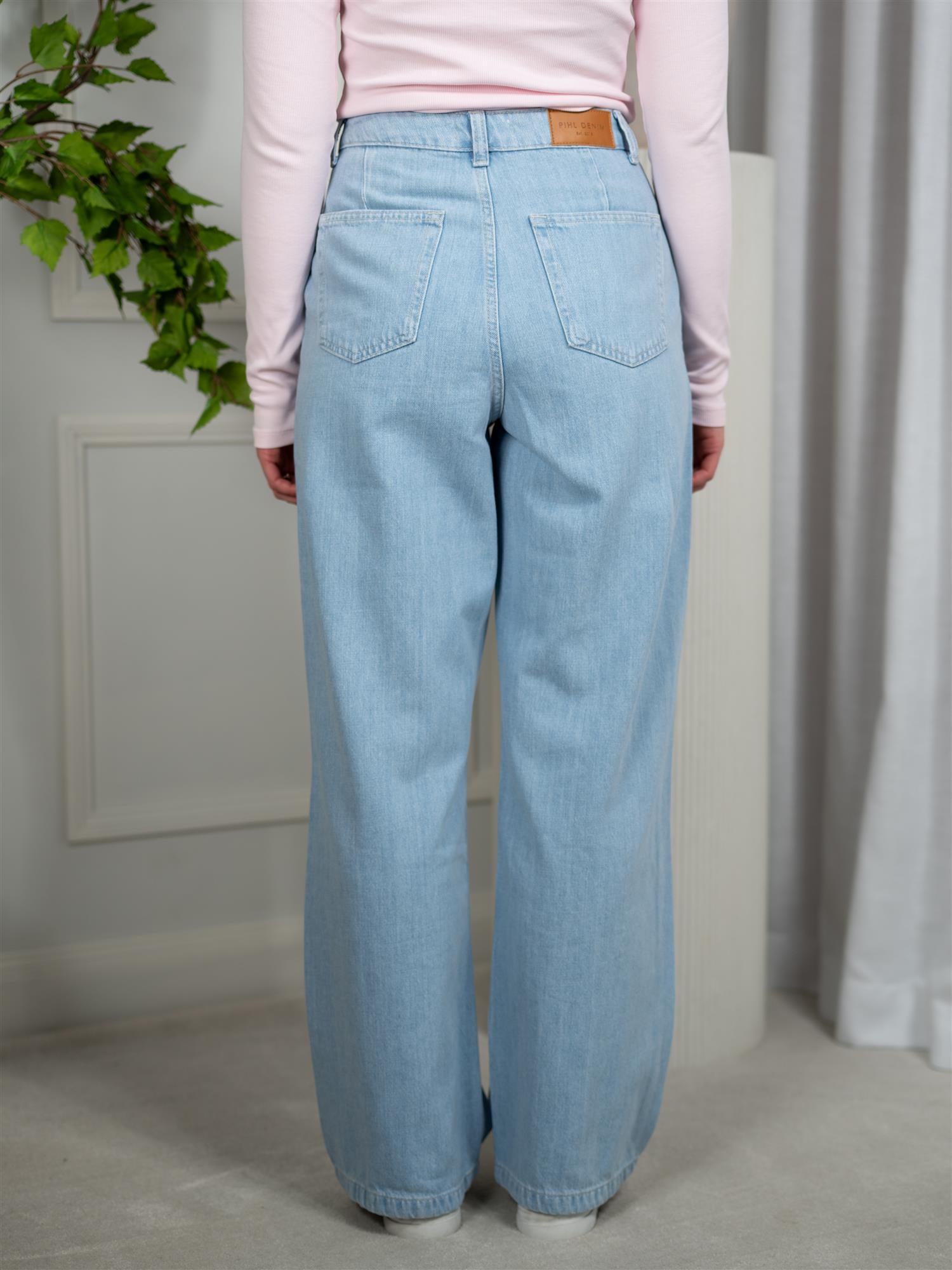 Camilla Pihl Joshua Light Blue