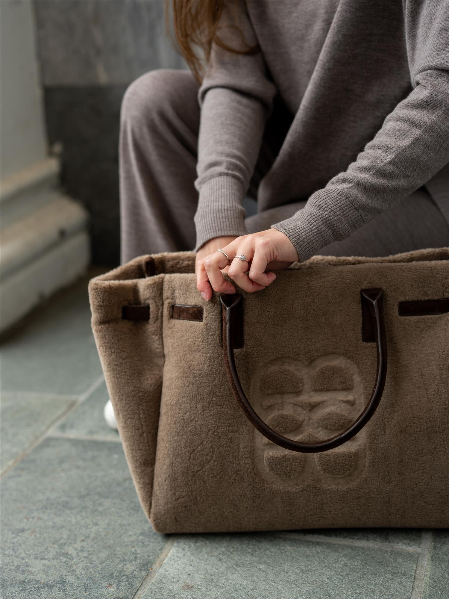 Lykke Shearling Bag Taupe
